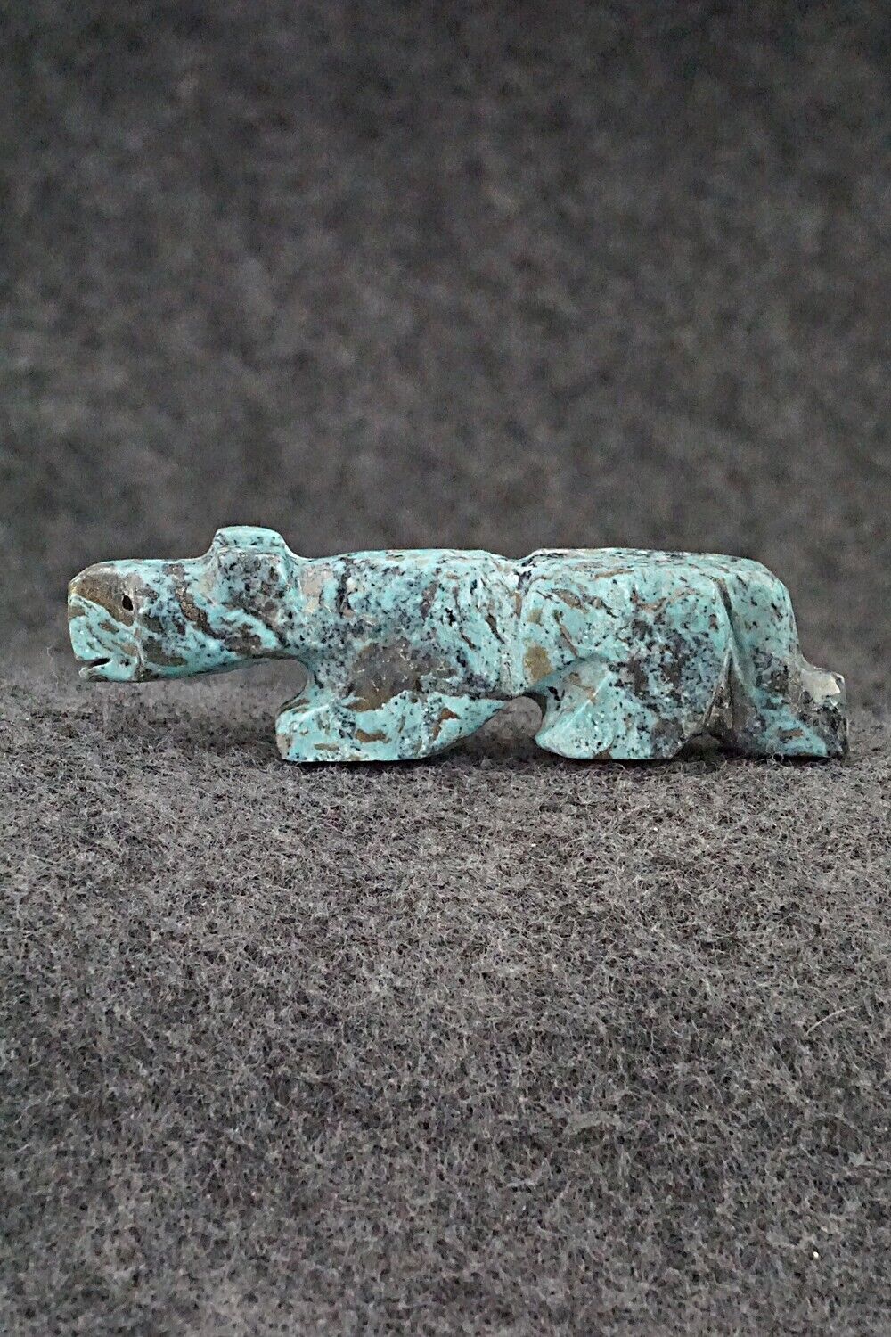 Mountain Lion Zuni Fetish Carving - Reynold Lunasee