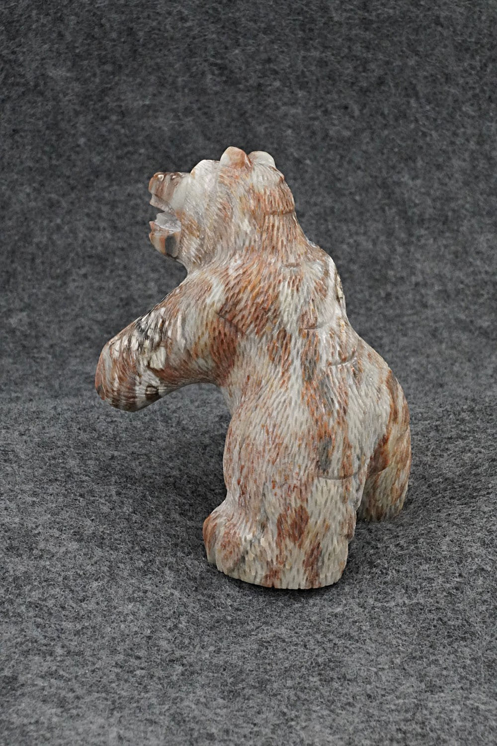 Bear Zuni Fetish Carving - Terrance Panteah