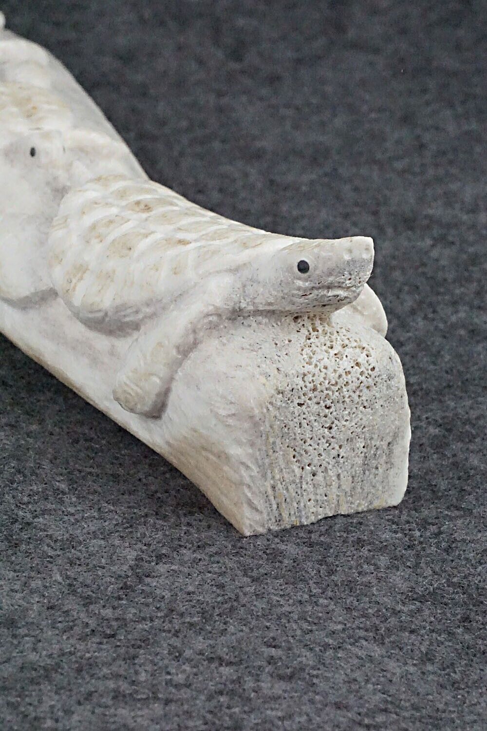 Turtles Zuni Fetish Carving - Maxx Laate