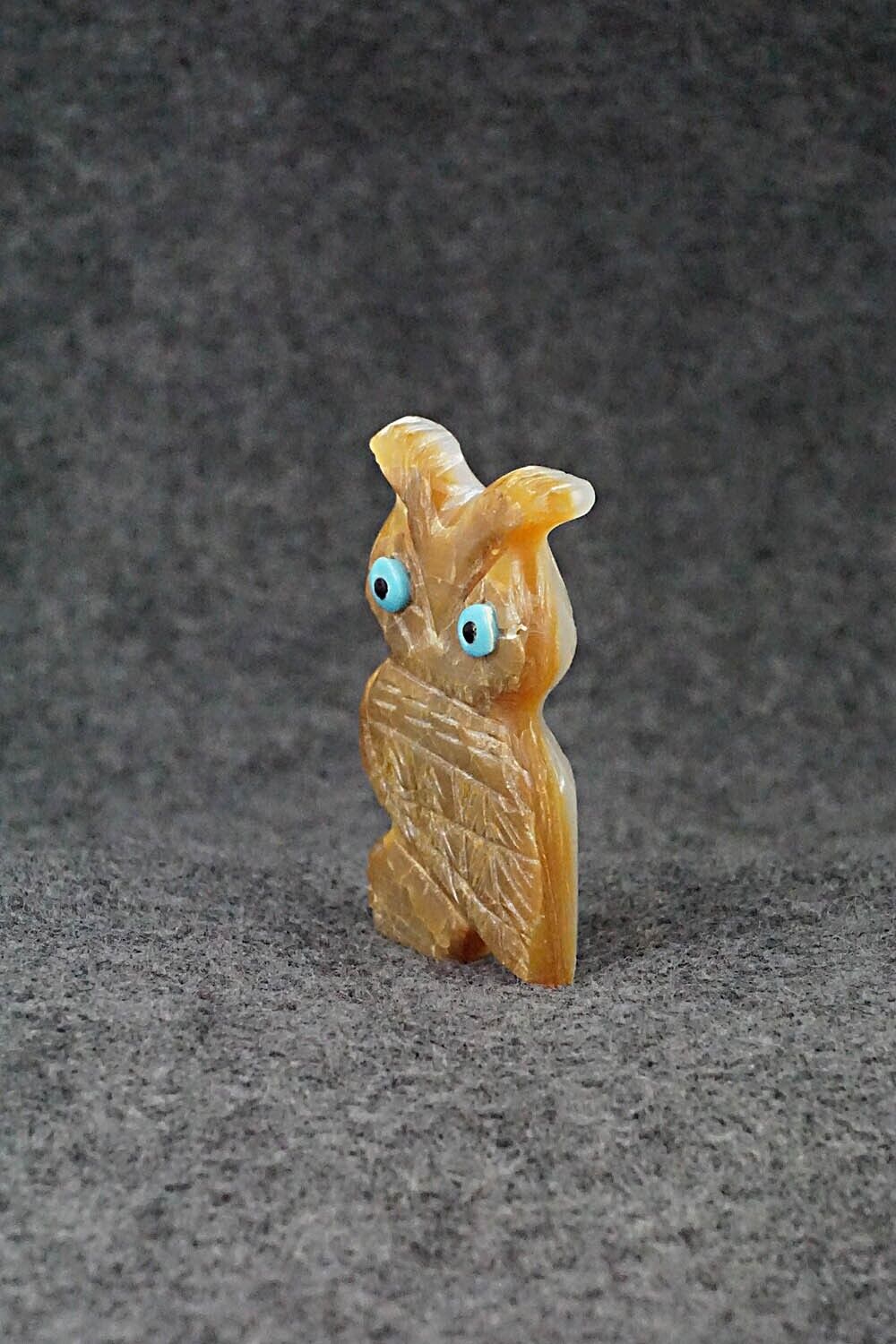 Owl Zuni Fetish Carving - Danette Laate