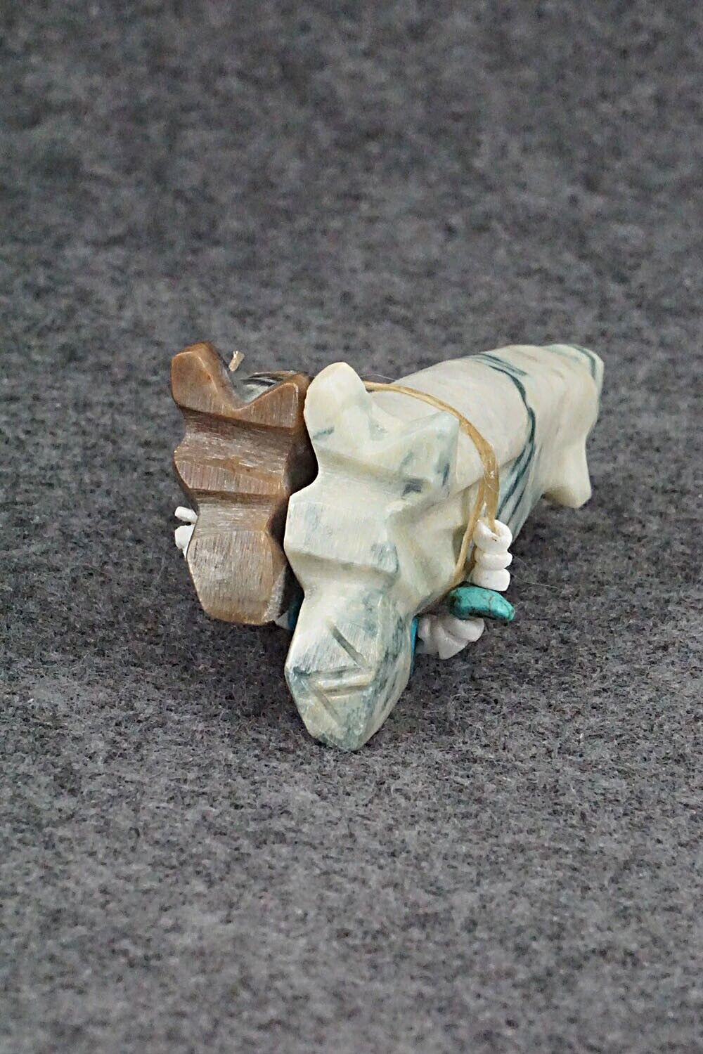 Wolf Pair Zuni Fetish Carving - Tim Lementino