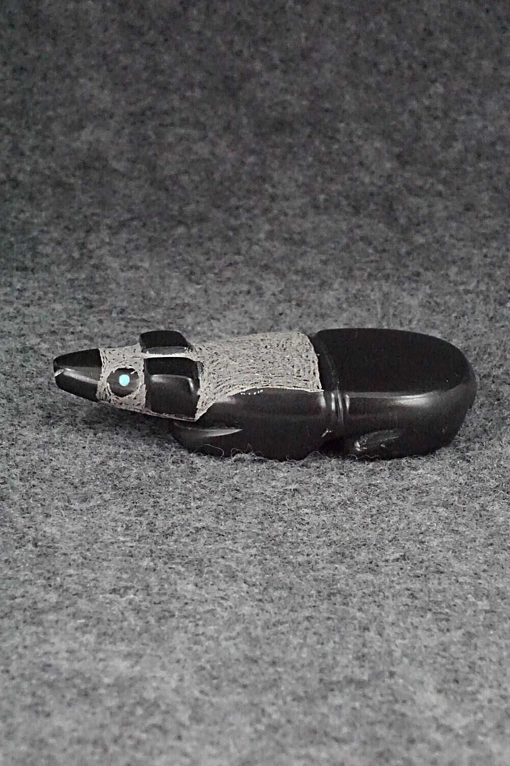 Bear Zuni Fetish Carving - Reynold Lunasee