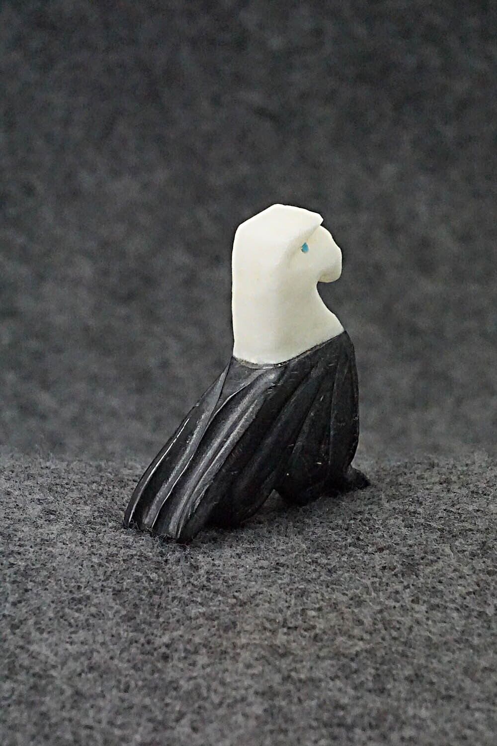 Eagle Zuni Fetish Carving - Kelly Lementino