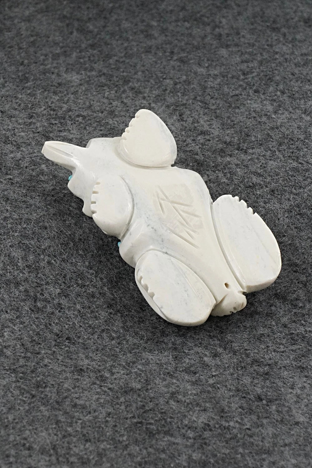 Badger Zuni Fetish Carving - Adrian Cachini