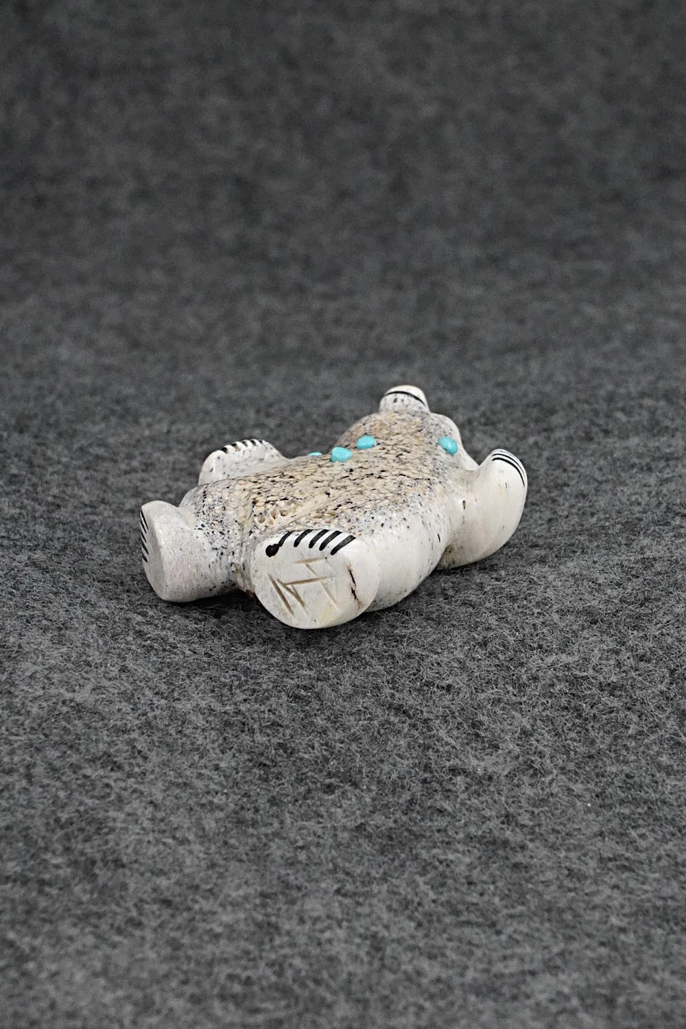 Dancing Bear Zuni Fetish Carving - Claudia Peina