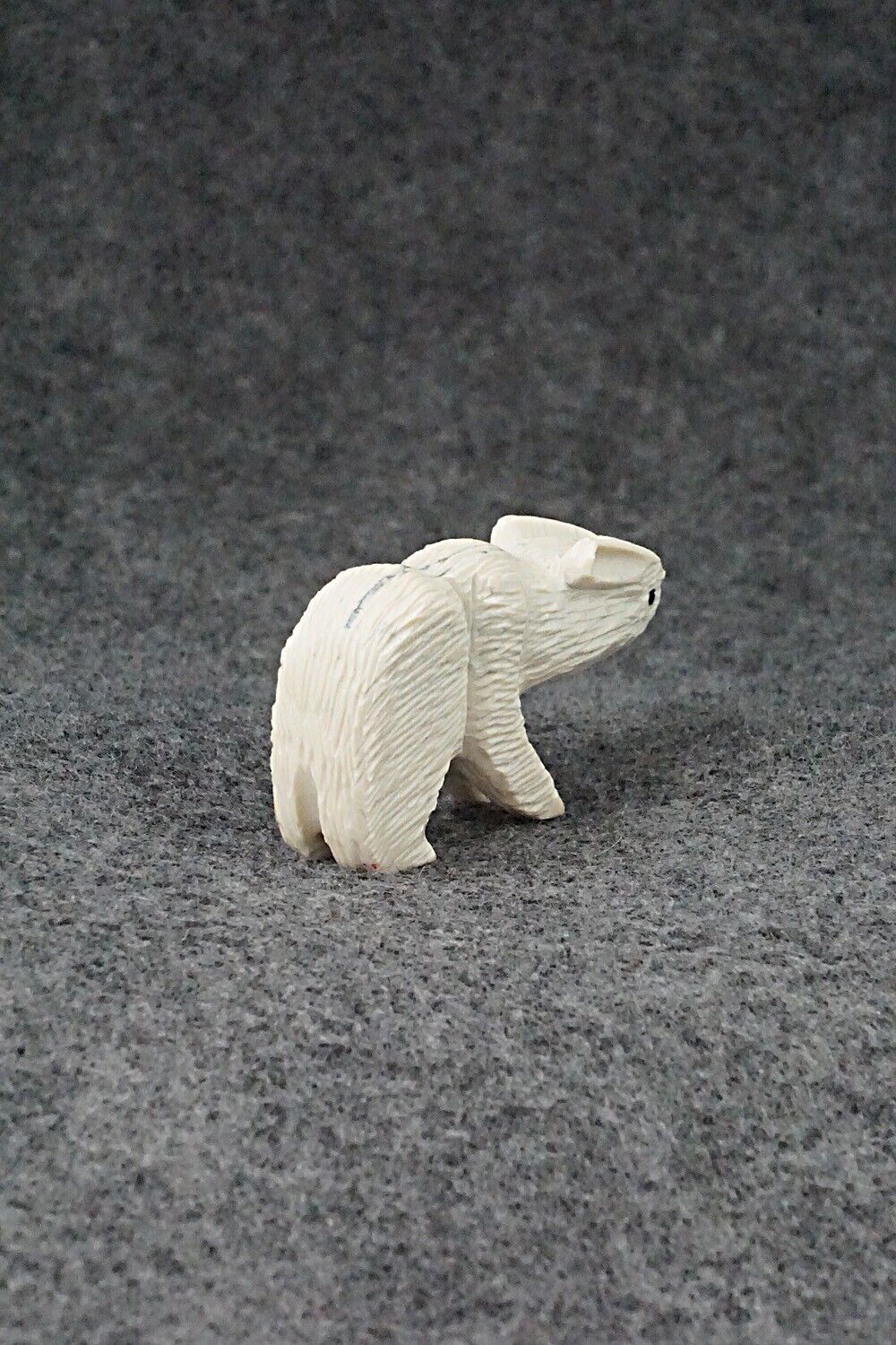 Rabbit Zuni Fetish Carving - Jesus Espino