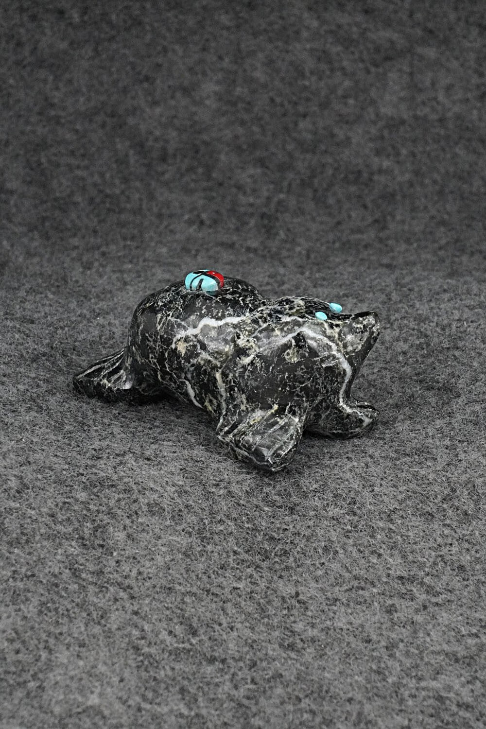 Seal Zuni Fetish Carving - Danette Laate