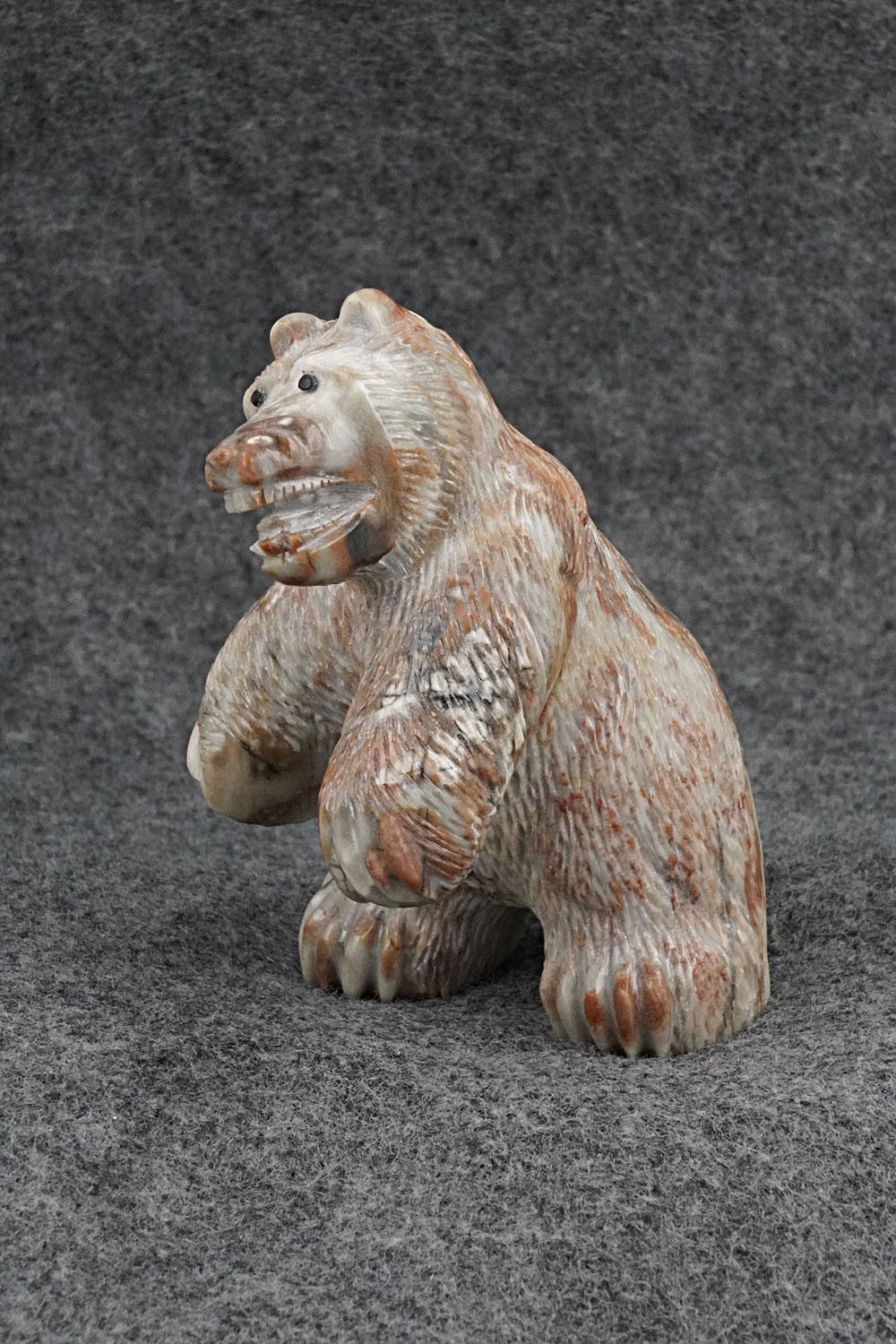 Bear Zuni Fetish Carving - Terrance Panteah