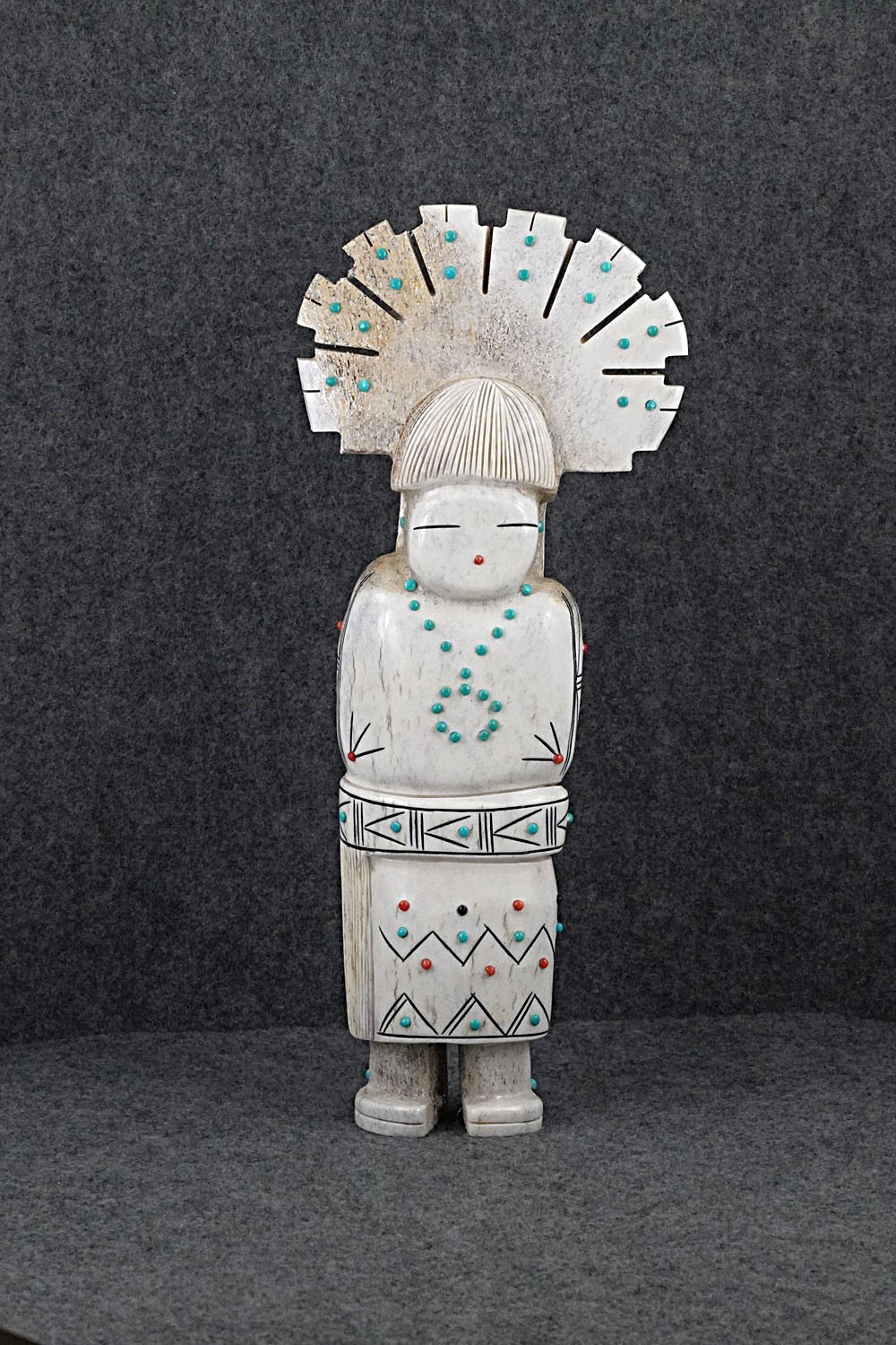 Corn Maiden Zuni Fetish Carving - Claudia Peina