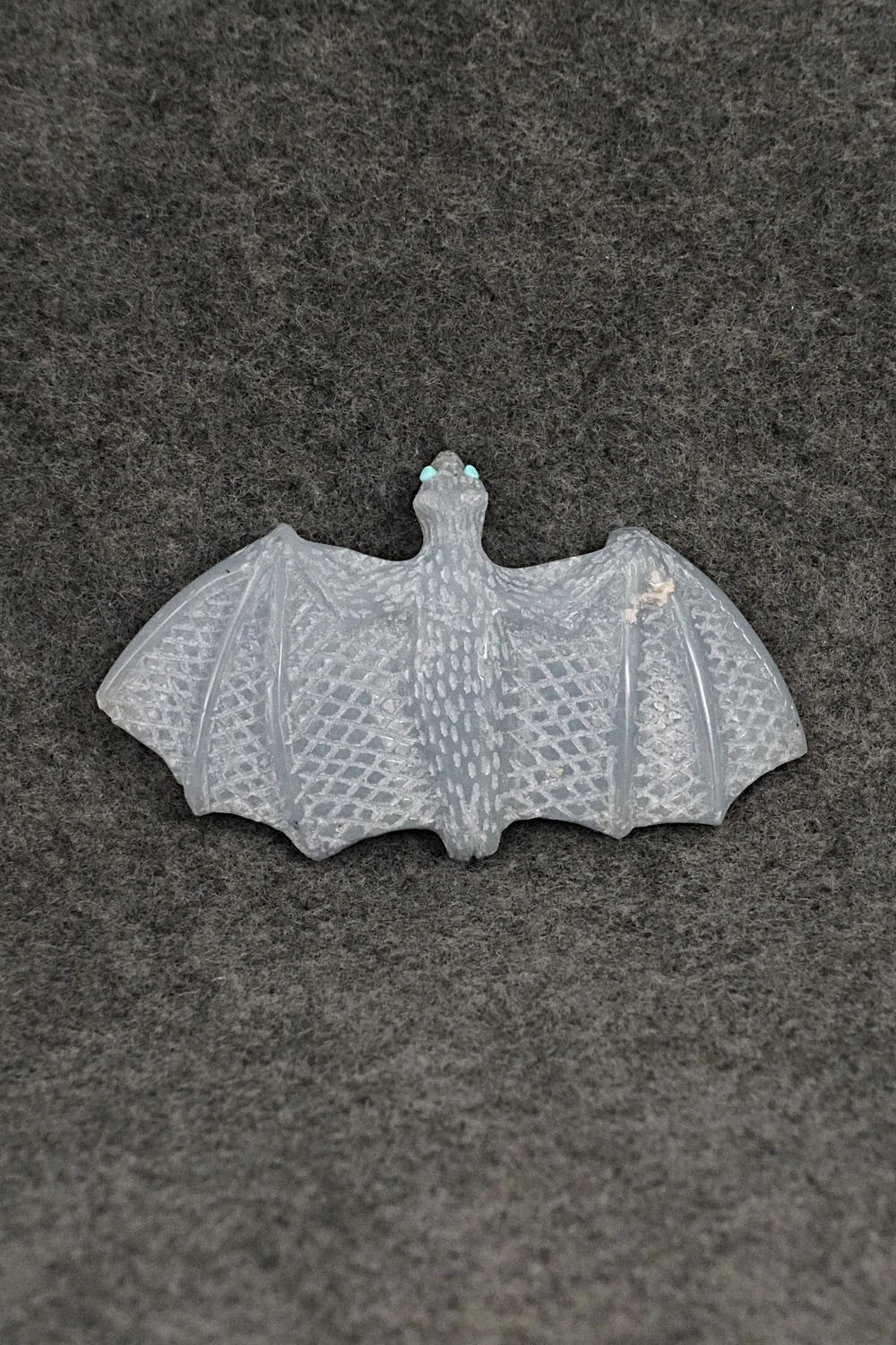 Bat Zuni Fetish Carving - Erick Lonjose