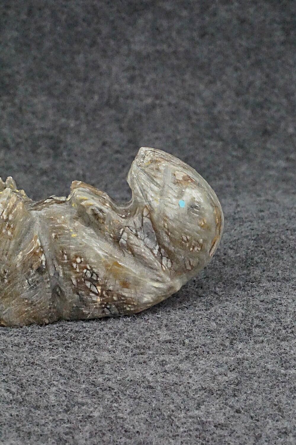 Otter Zuni Fetish Carving - Tony Mackel