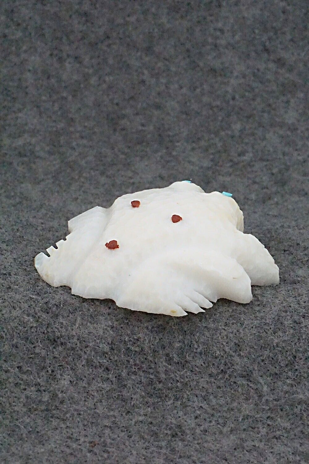 Frog Zuni Fetish Carving - Tyrone Poncho