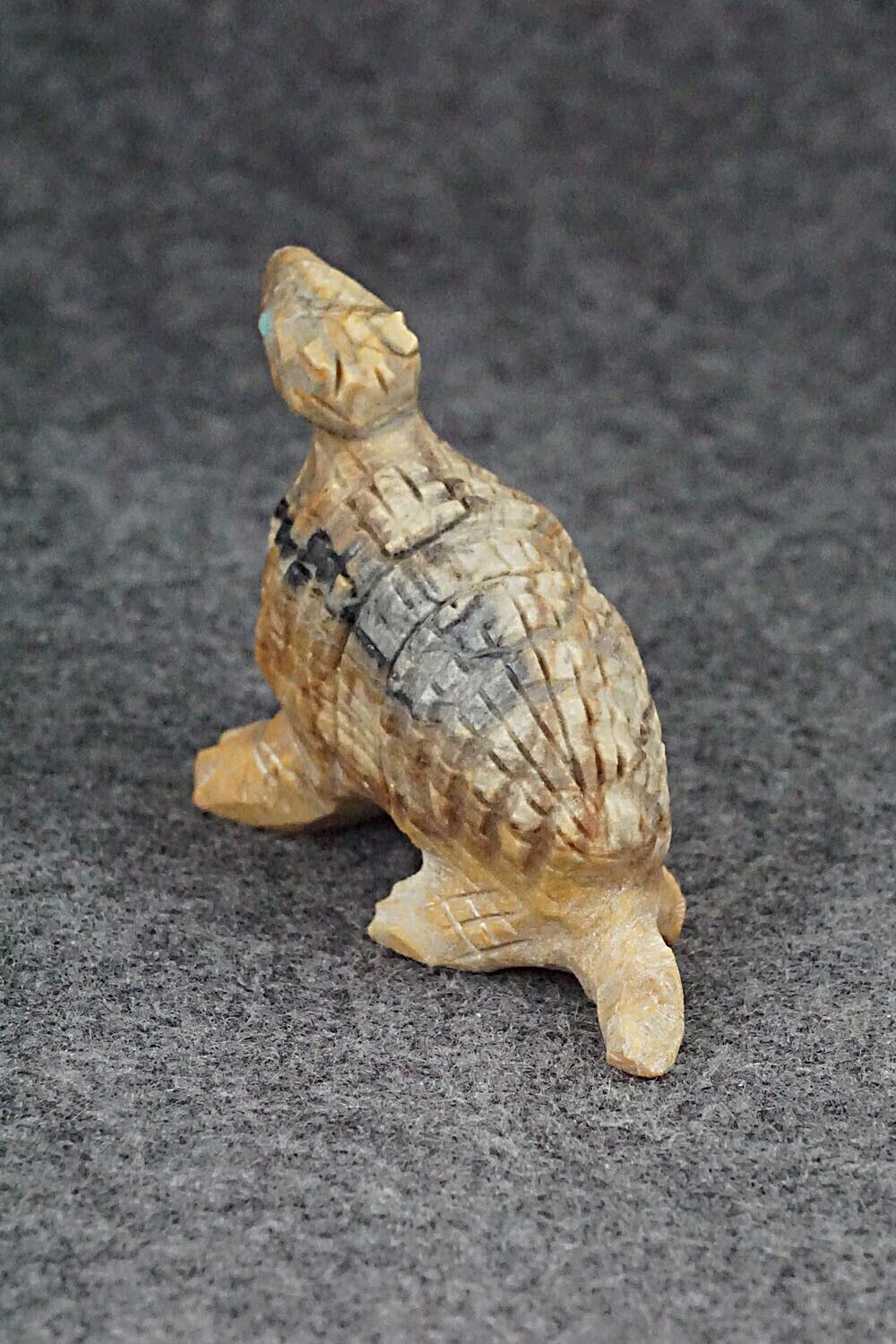 Armadillo Zuni Fetish Carving - Waylon Cheama