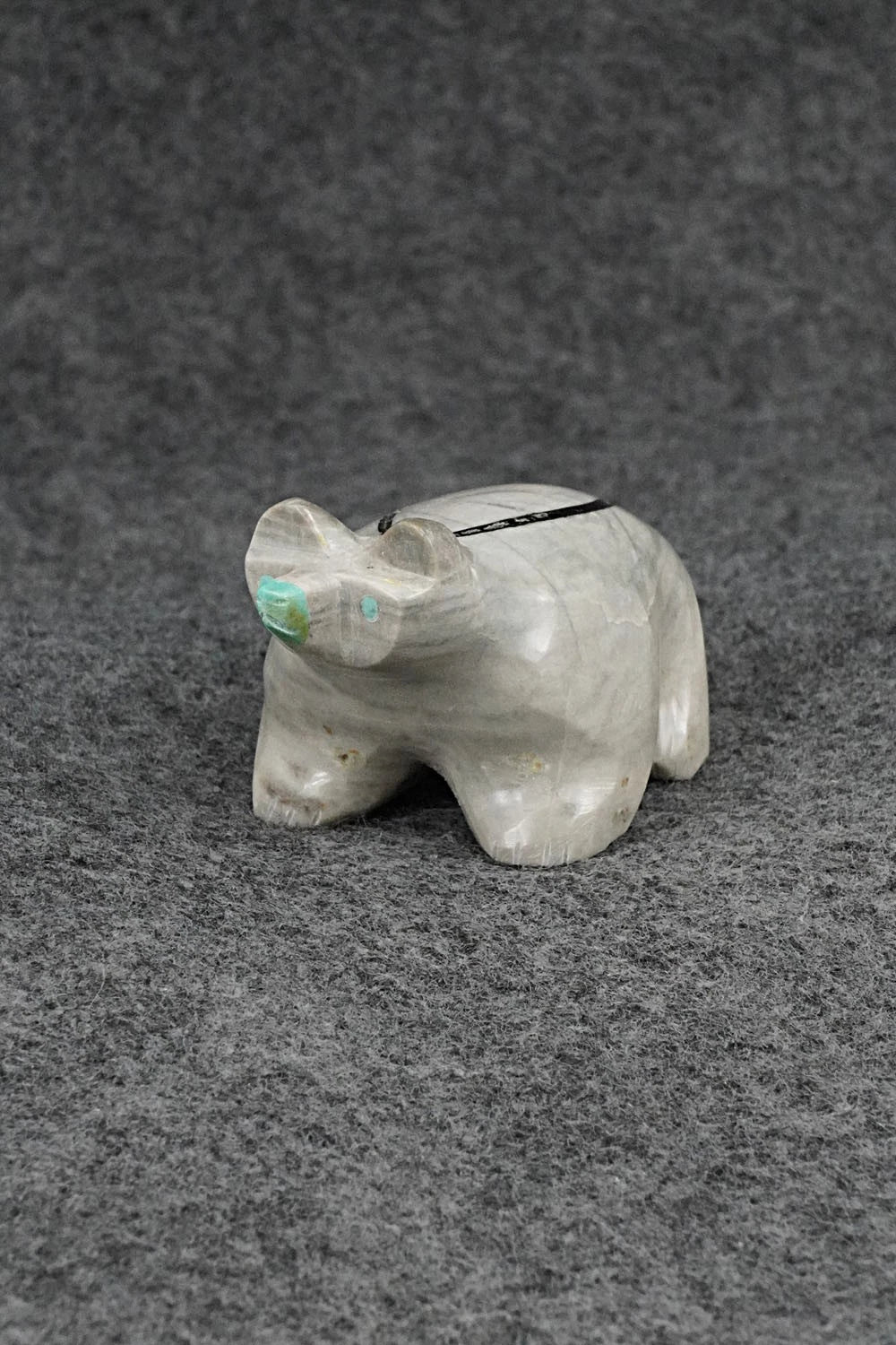 Raccoon Zuni Fetish Carving - Enrike Leekya