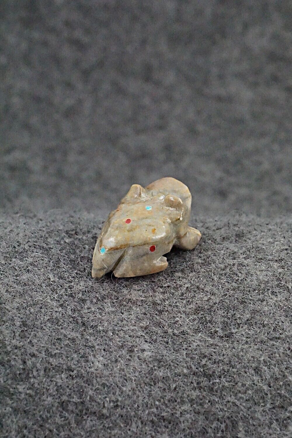 Frog Zuni Fetish Carving - Todd Lowsayatee