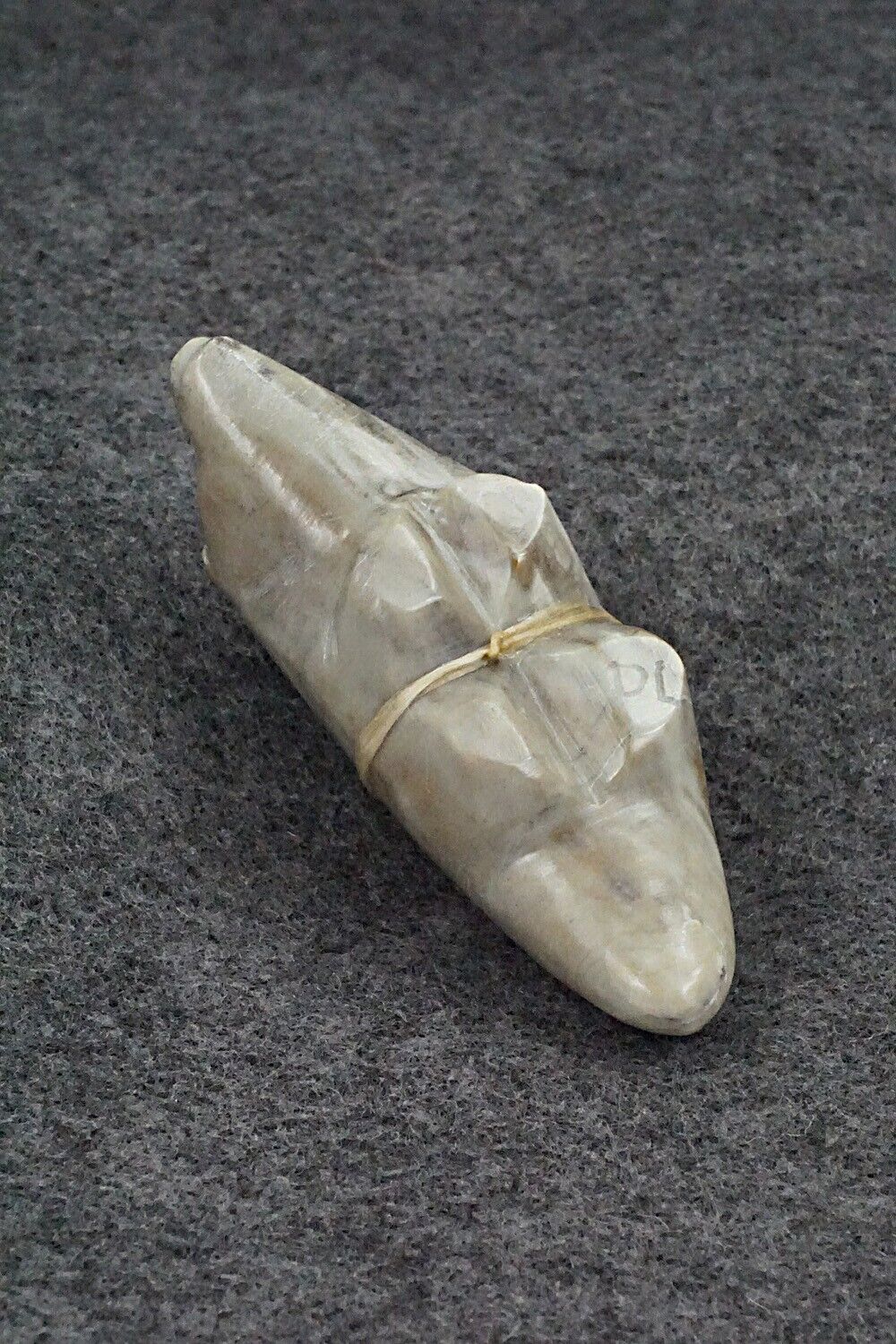 Badger Zuni Fetish Carving - Delvin Leekya