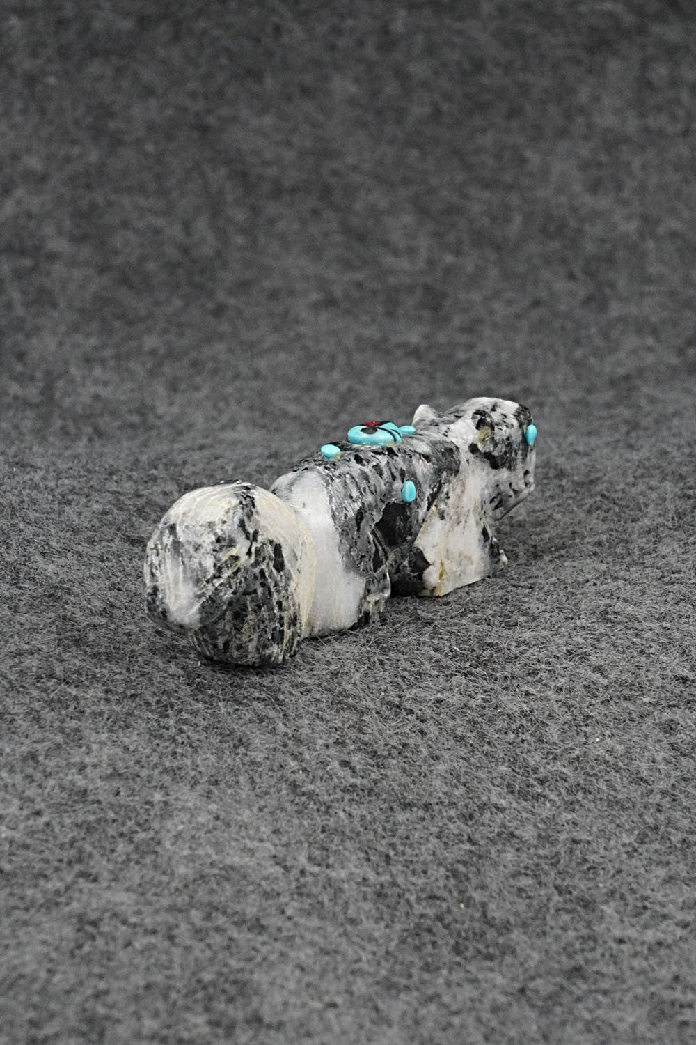 Squirrel Zuni Fetish Carving - Dannette Laate