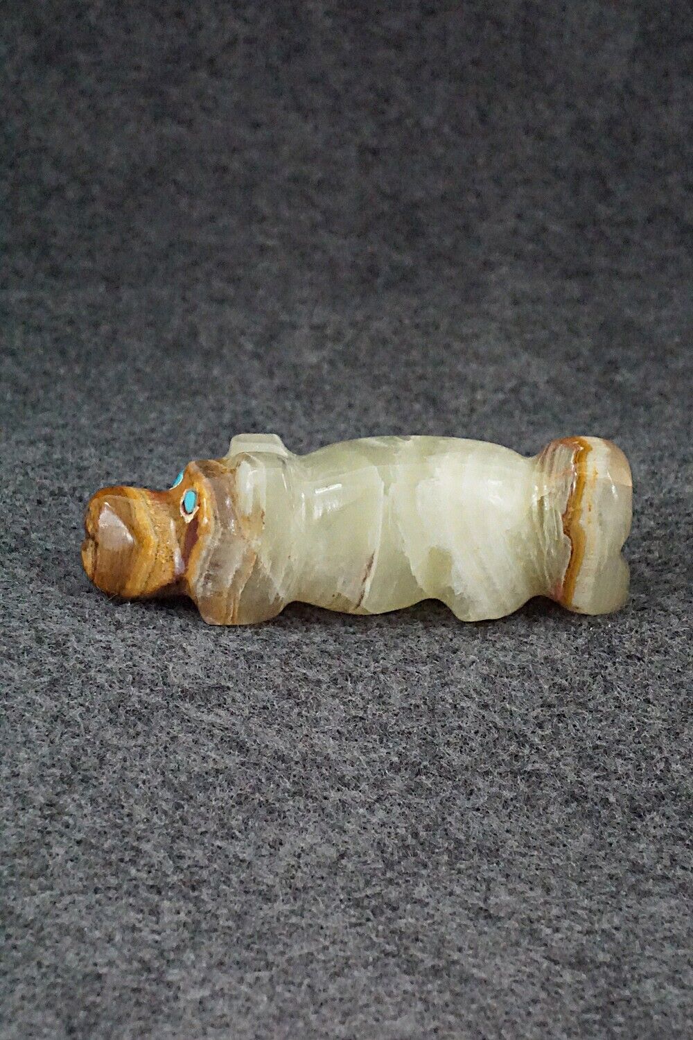 Wolf Zuni Fetish Carving - James Panteah