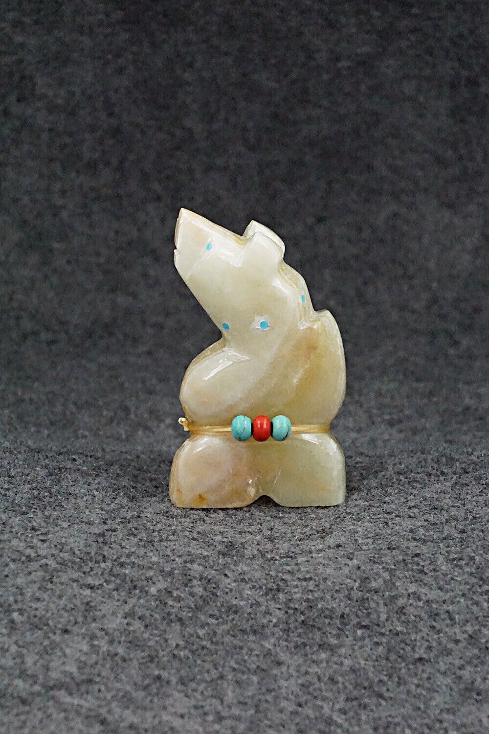 Bear Zuni Fetish Carving - Bennie Bacy