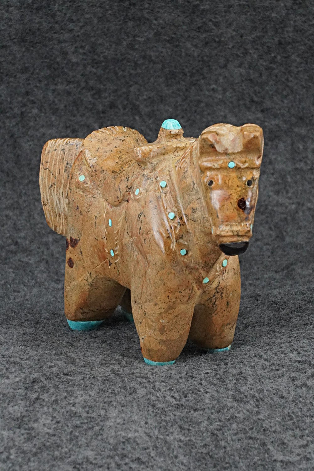 Horse Zuni Fetish Carving - Freddie Leekya