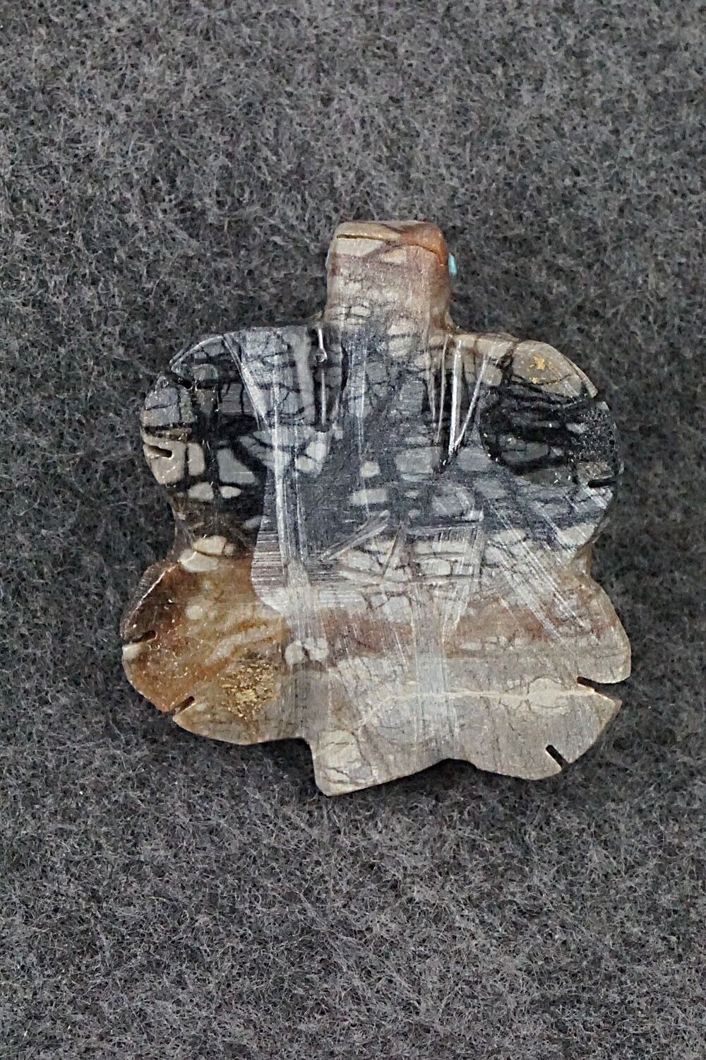Turtle Zuni Fetish Carving - Carl Etsate