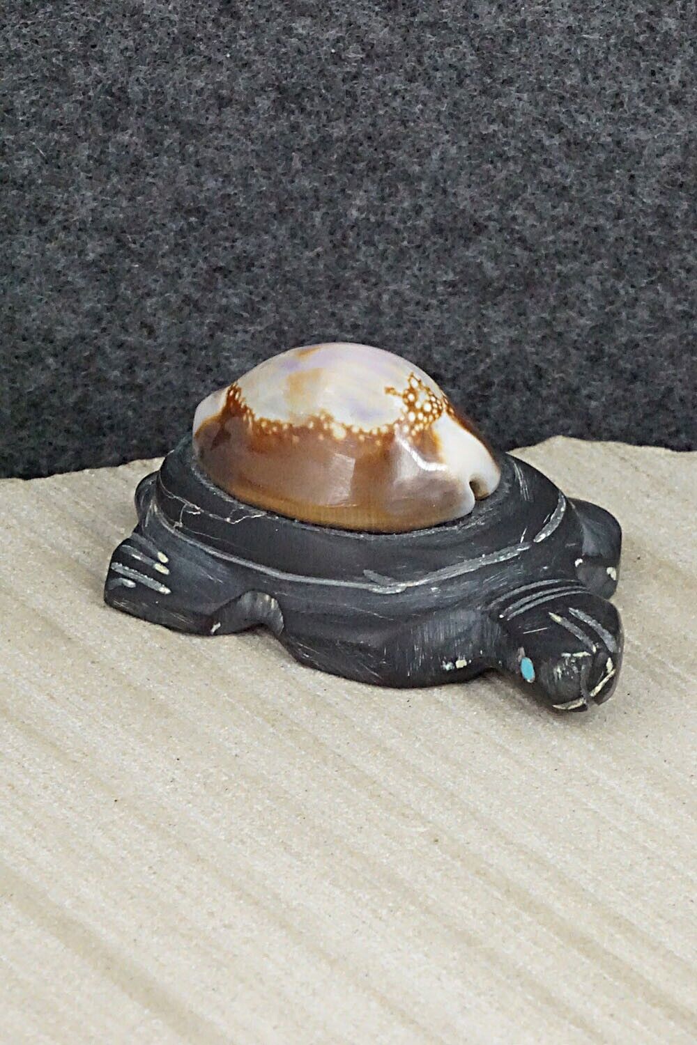 Turtle Zuni Fetish Carving - Louise Ponchuella
