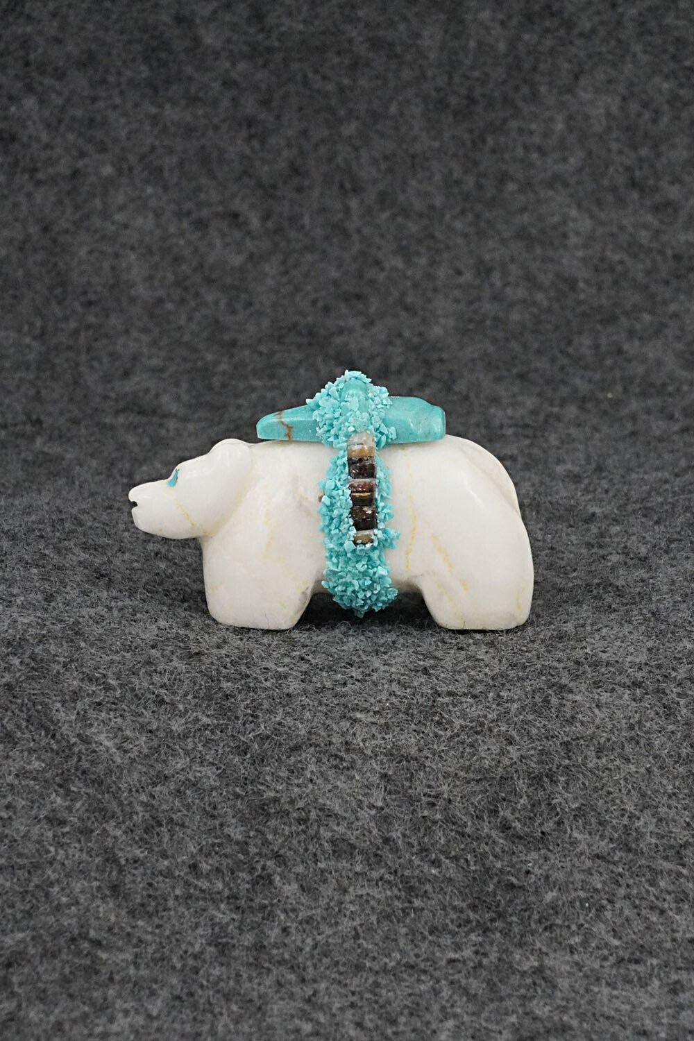 Bear Zuni Fetish Carving - Marvelita Phillips