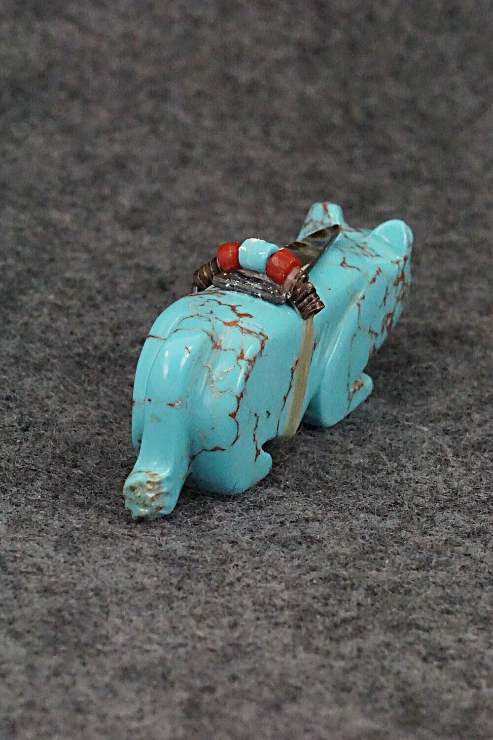 Mountain Lion Zuni Fetish Carving - Alex Tsethlikai