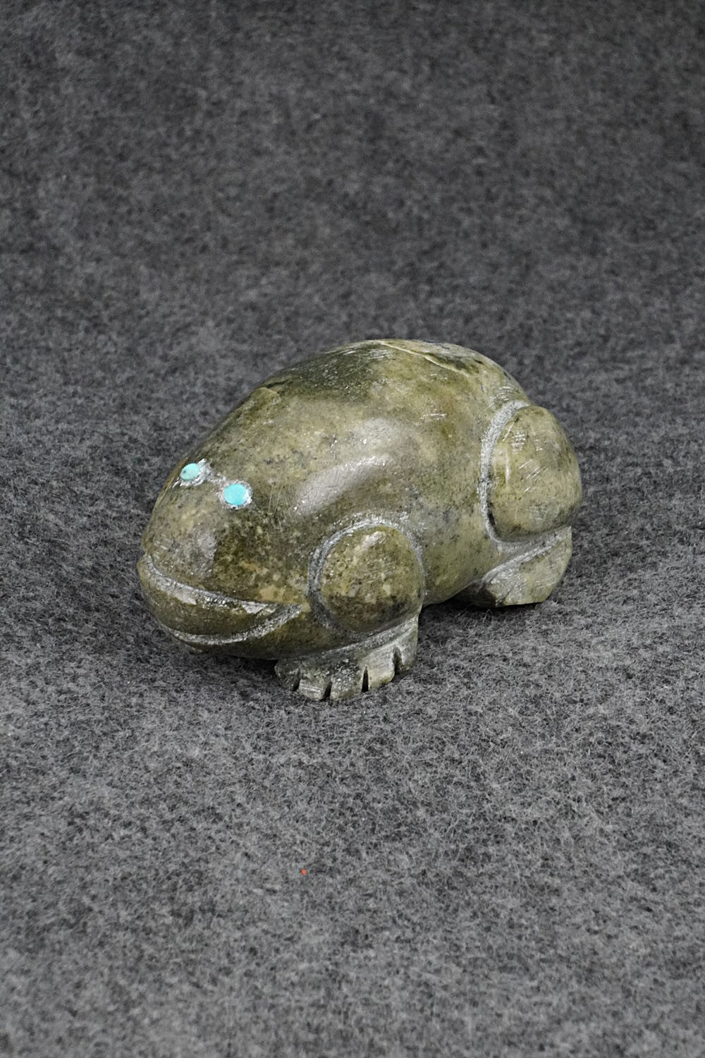 Frog Zuni Fetish Carving - Garrick Weeka