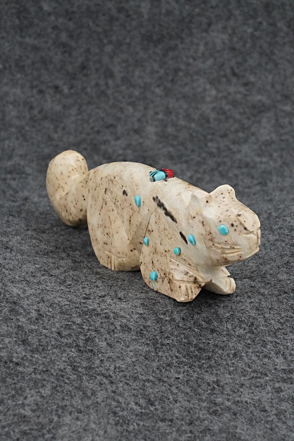 Mountain Lion Zuni Fetish Carving - Danette Laate