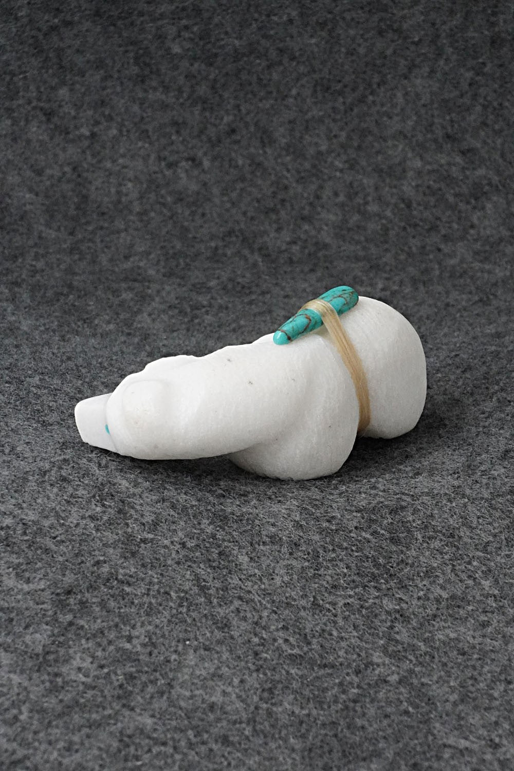 Bear Zuni Fetish Carving - Herb Halate