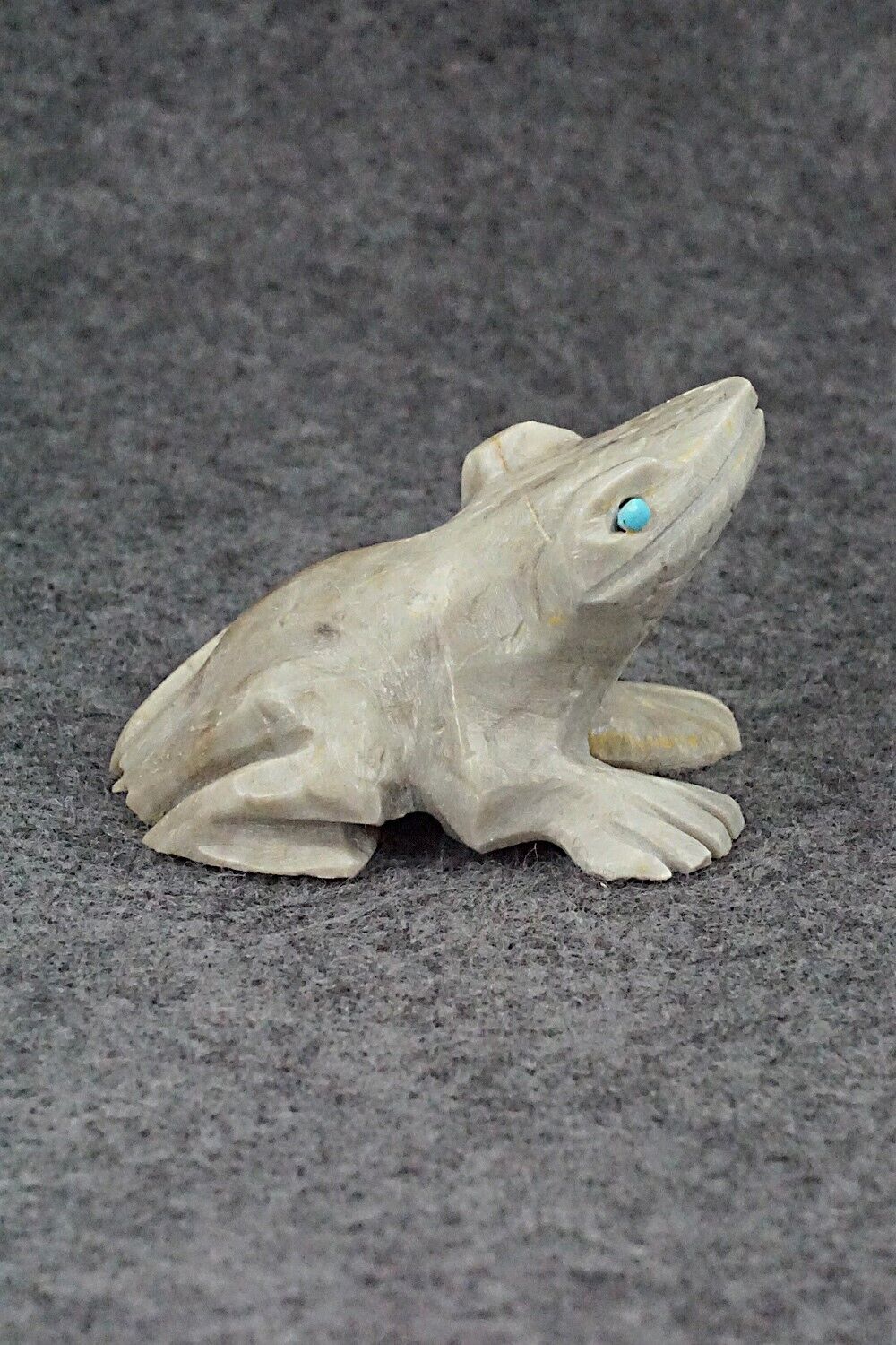 Frog Zuni Fetish Carving - Dana Malani