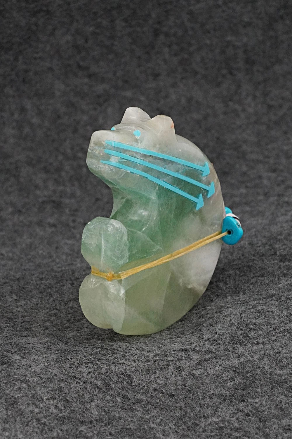 Bear Zuni Fetish Carving - Rodney Laiwakete