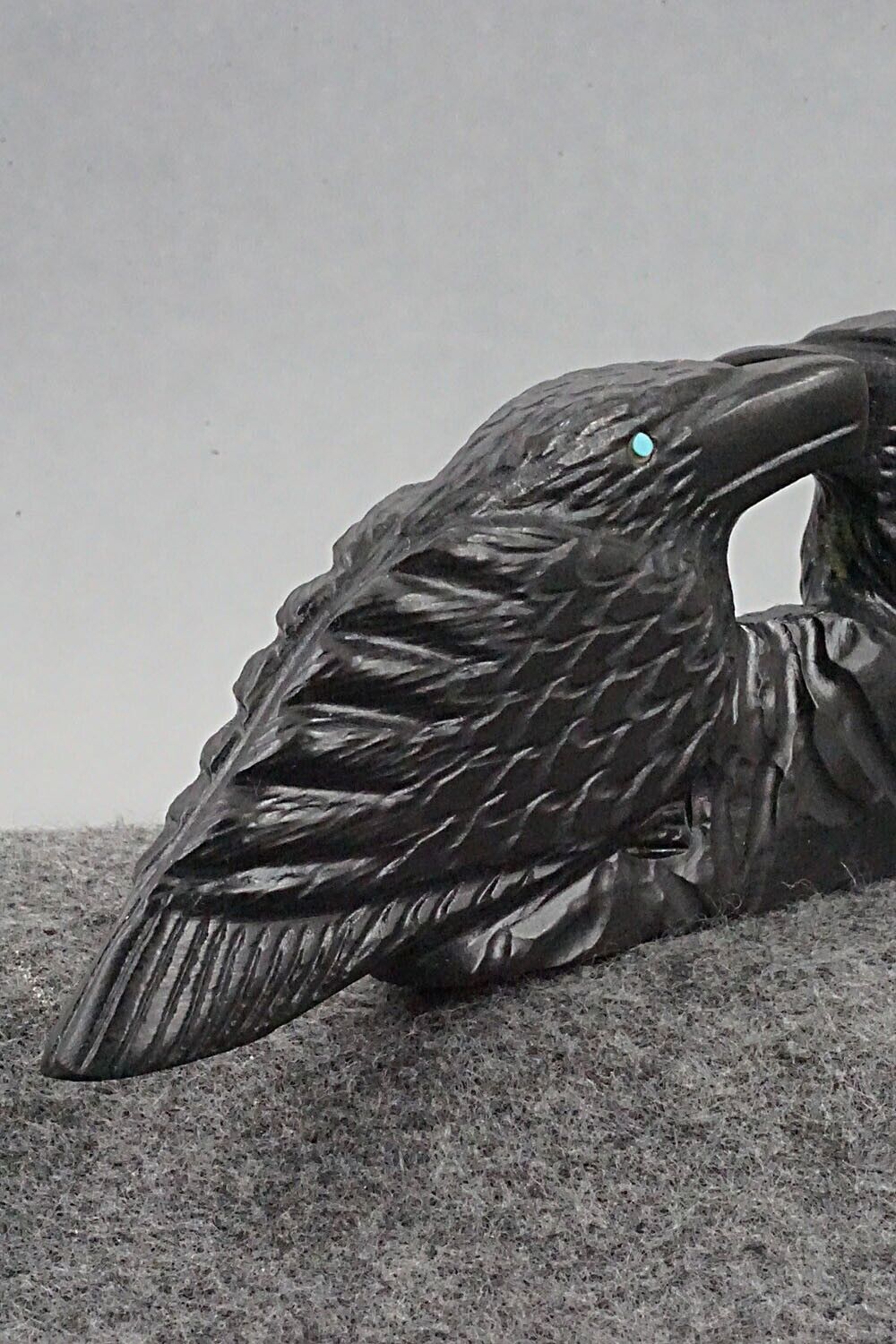 Crows Zuni Fetish Carving - Tony Mackel