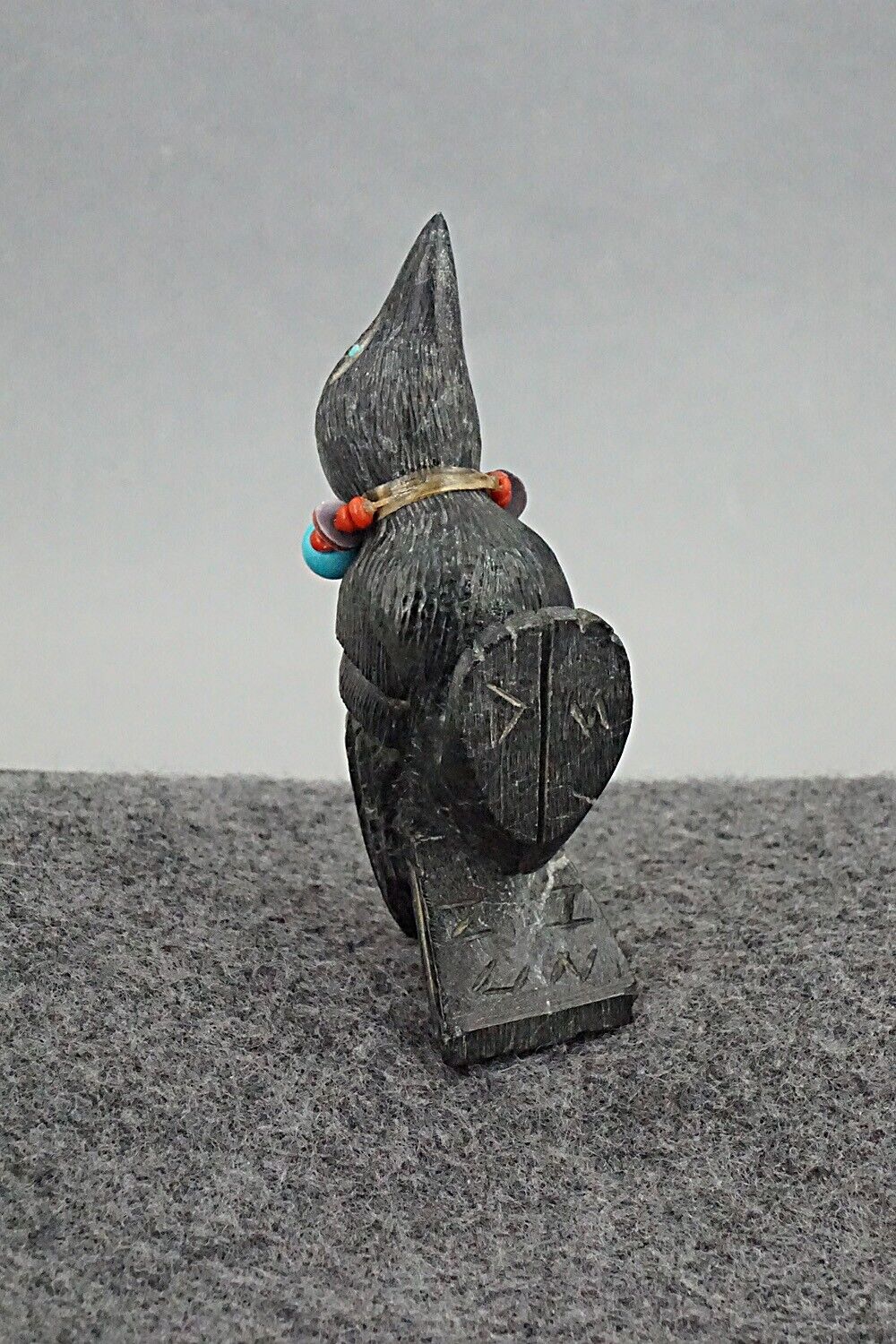 Crow Zuni Fetish Carving - Douglas Martza