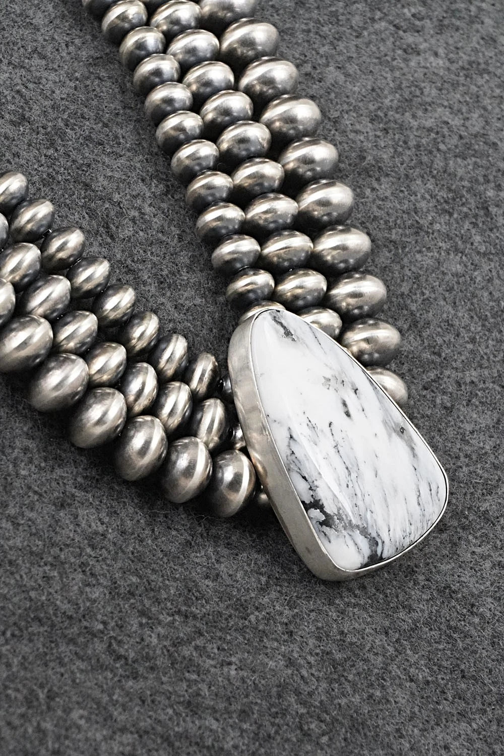 White Buffalo & Sterling Silver Navajo Pearl Necklace - Gruber & Halwood