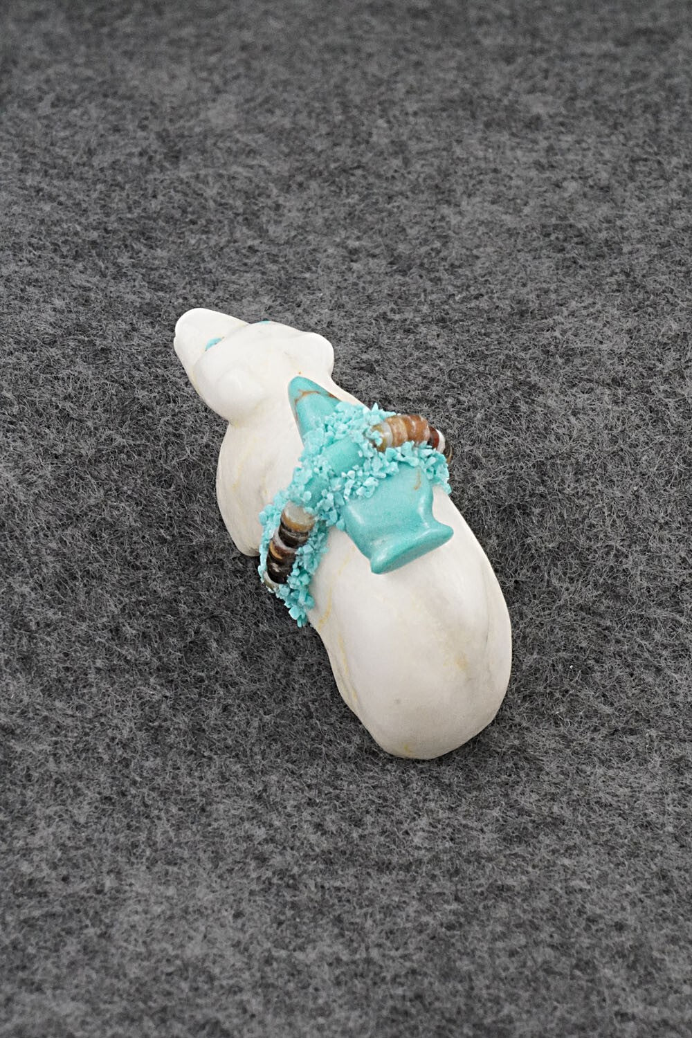 Bear Zuni Fetish Carving - Marvelita Phillips