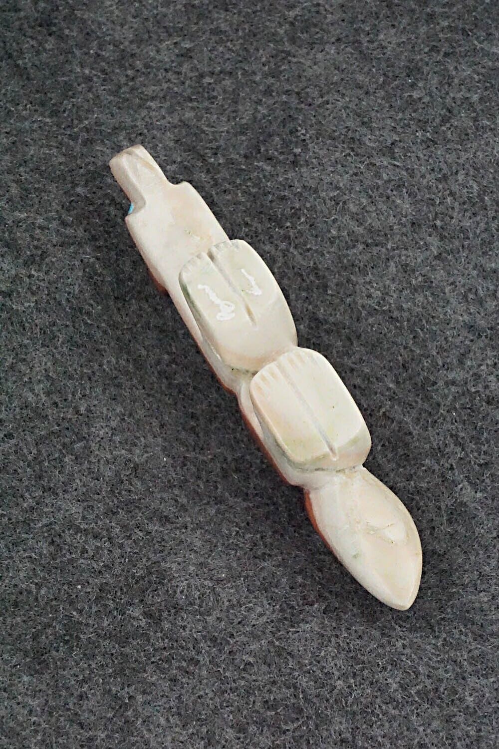 Wolf Zuni Fetish Carving - Reynold Lunasee