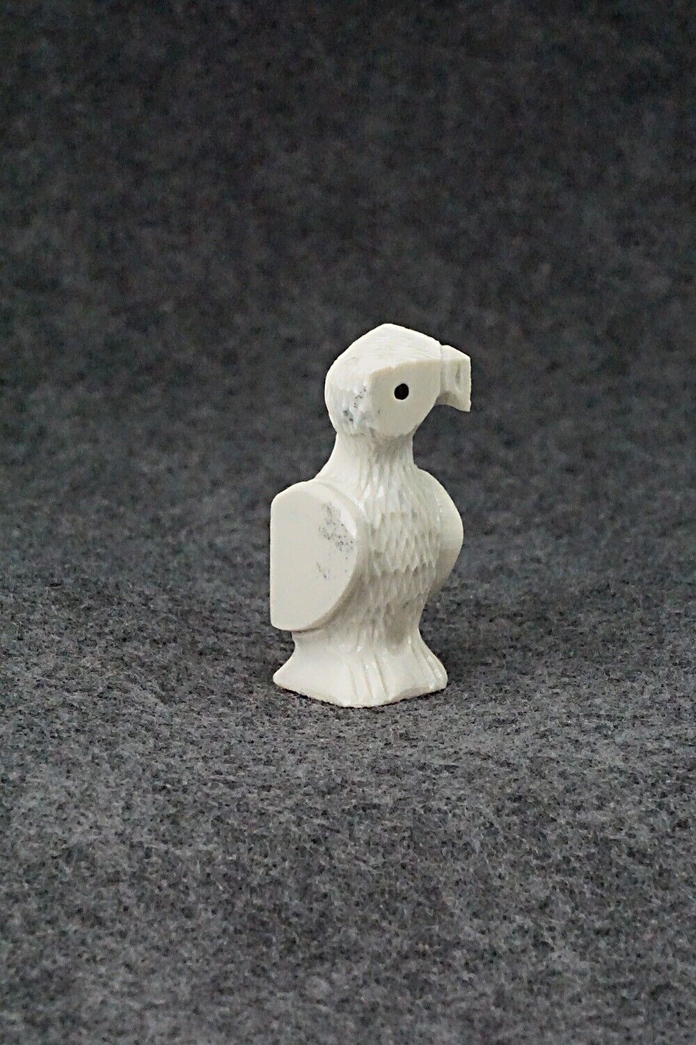 Owl Zuni Fetish Carving - Jesus Espino