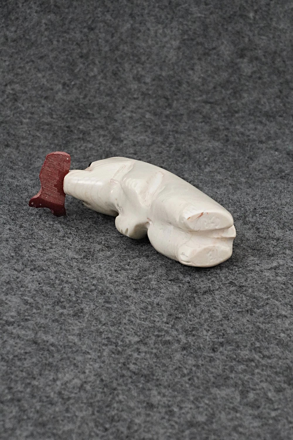 Bear Zuni Fetish Carving - Justin Red Elk
