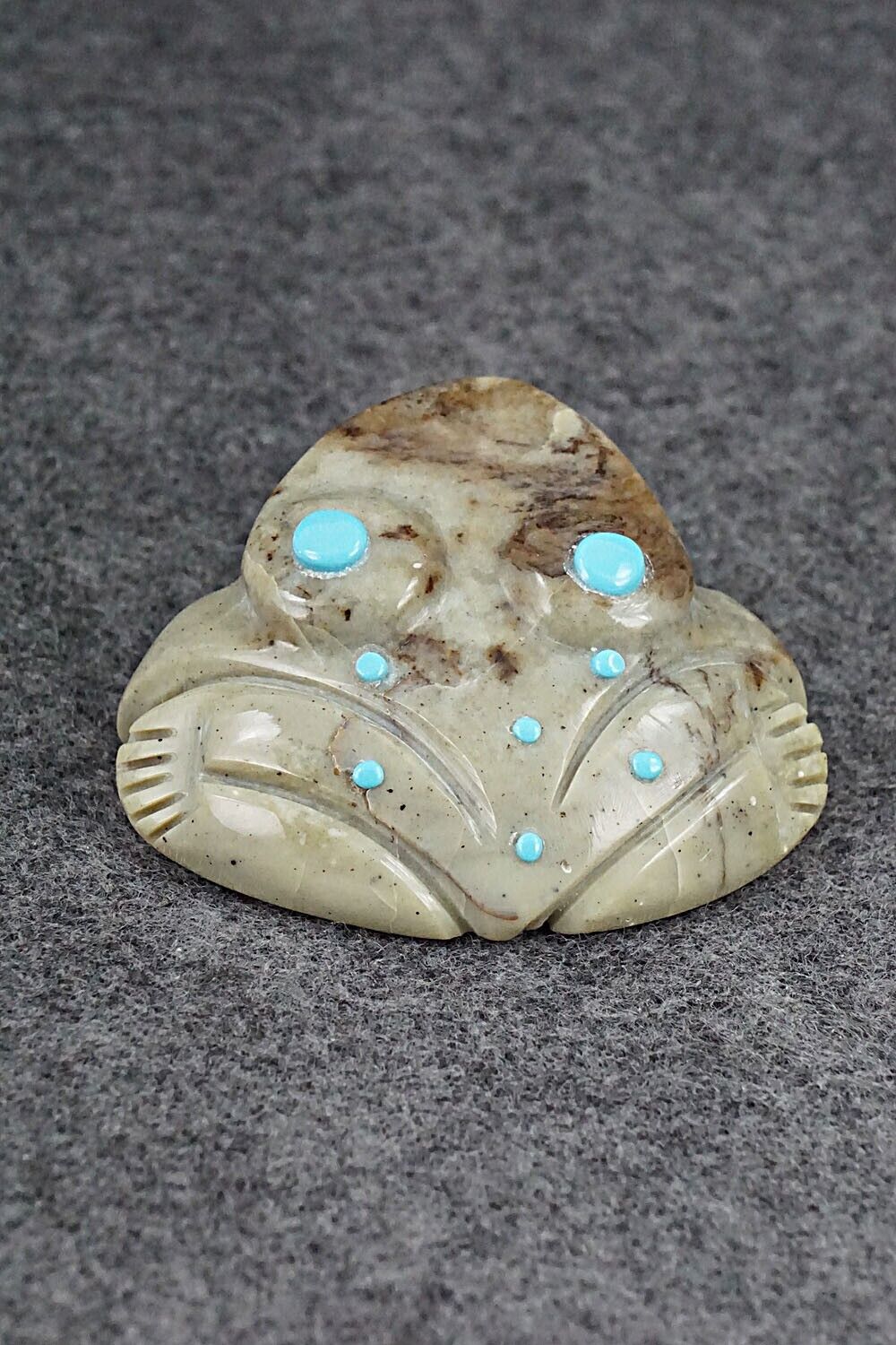 Frog Zuni Fetish Carving - Reynold Lunasee