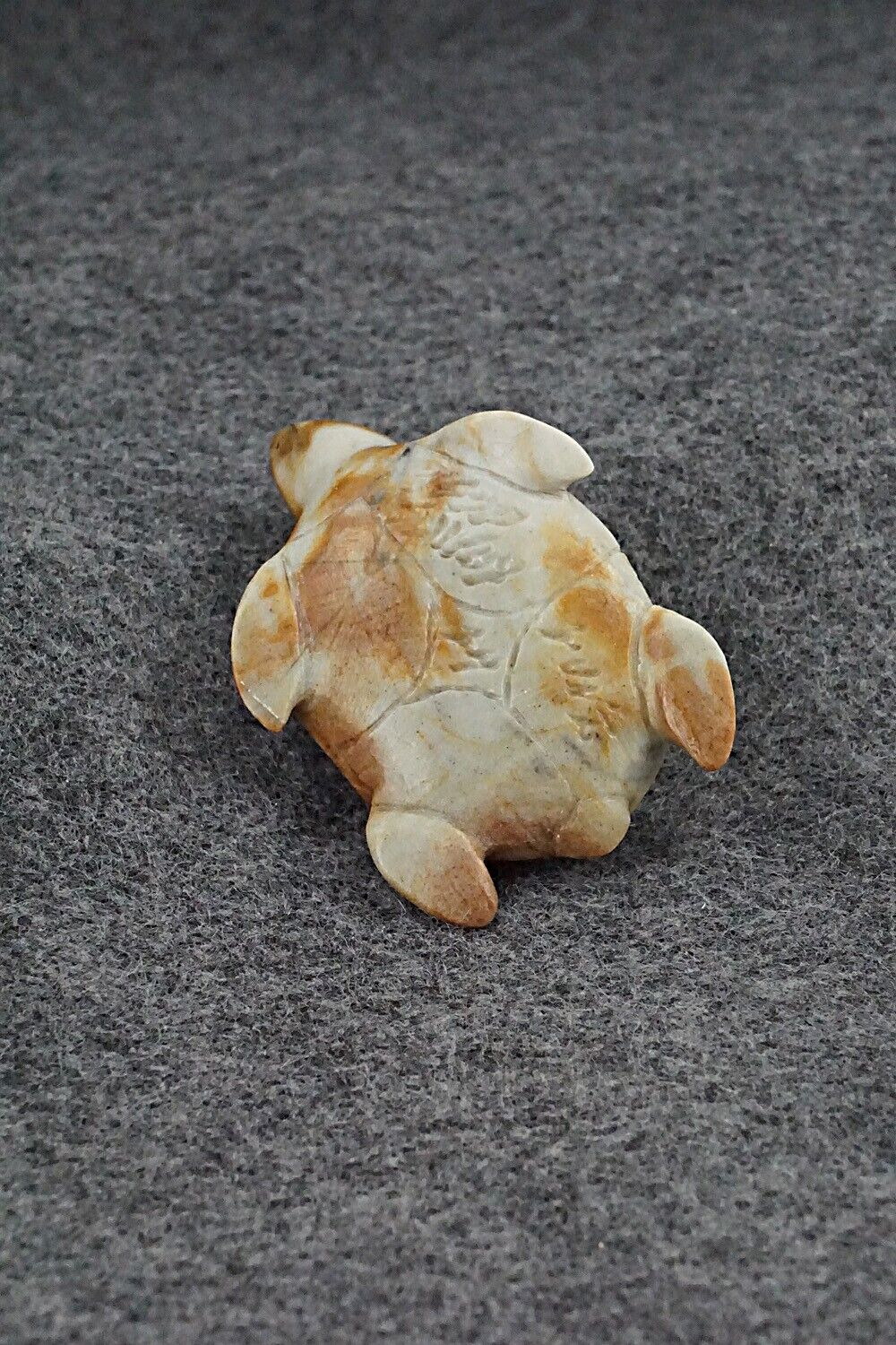 Turtle Zuni Fetish Carving - Jedd Sandy