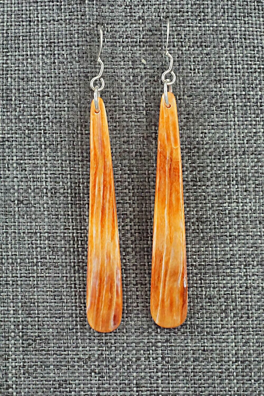 Spiny Oyster & Sterling Silver Earrings - Jesus Espino