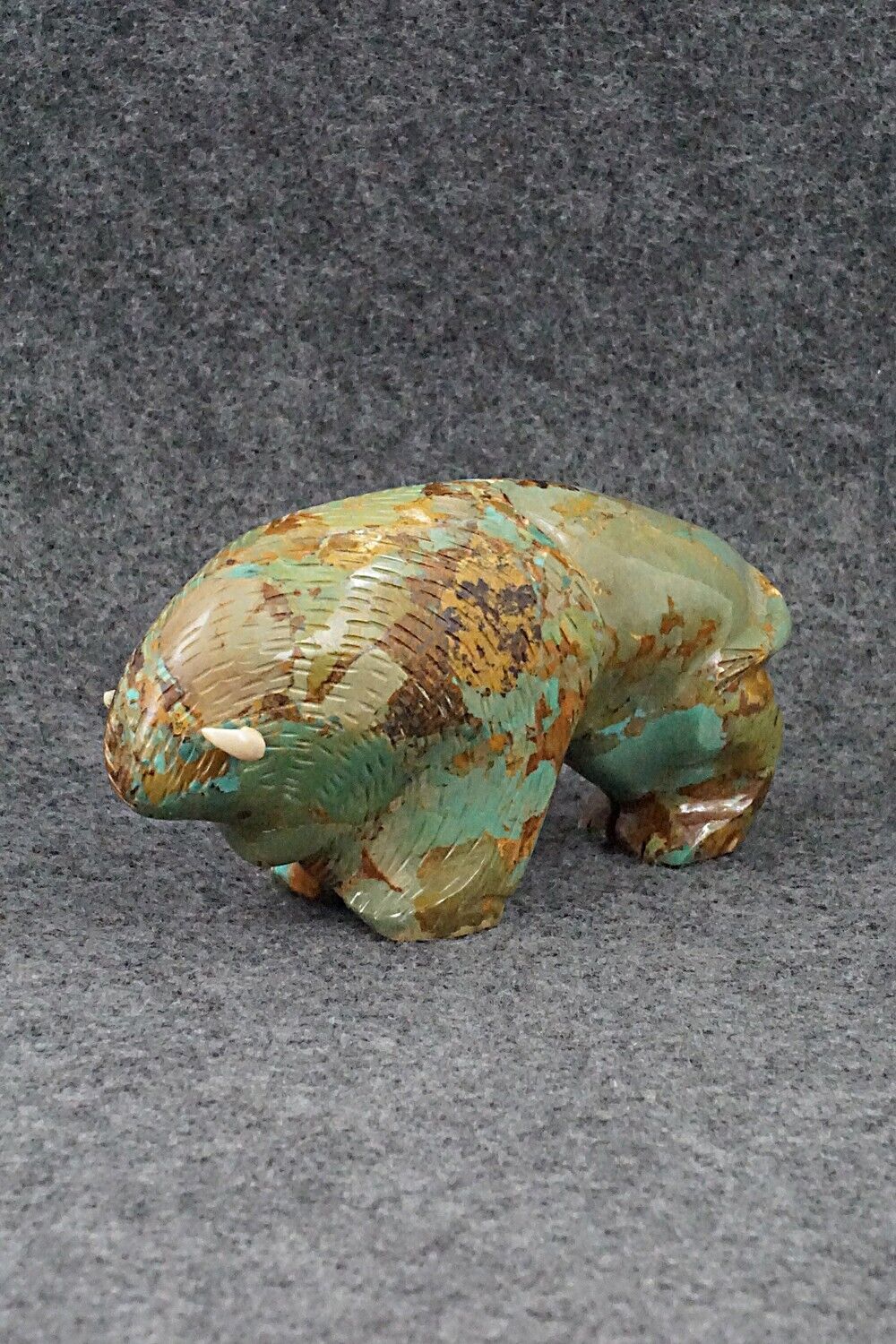 Buffalo Zuni Fetish Carving - Amos Pino