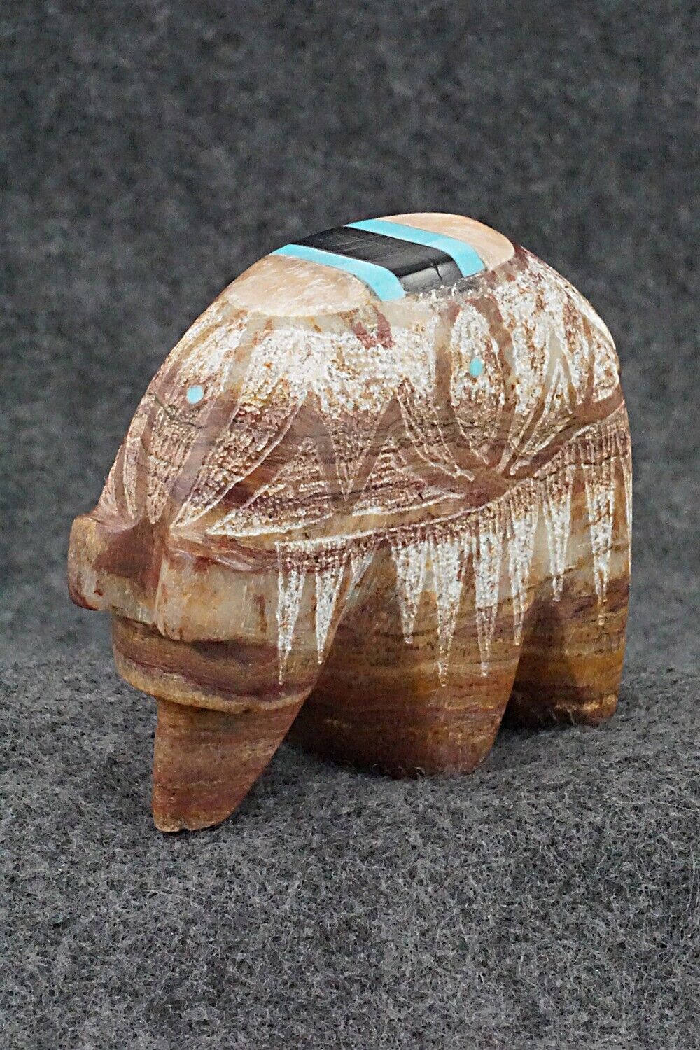 Bear Zuni Fetish Carving - Brandon Phillips