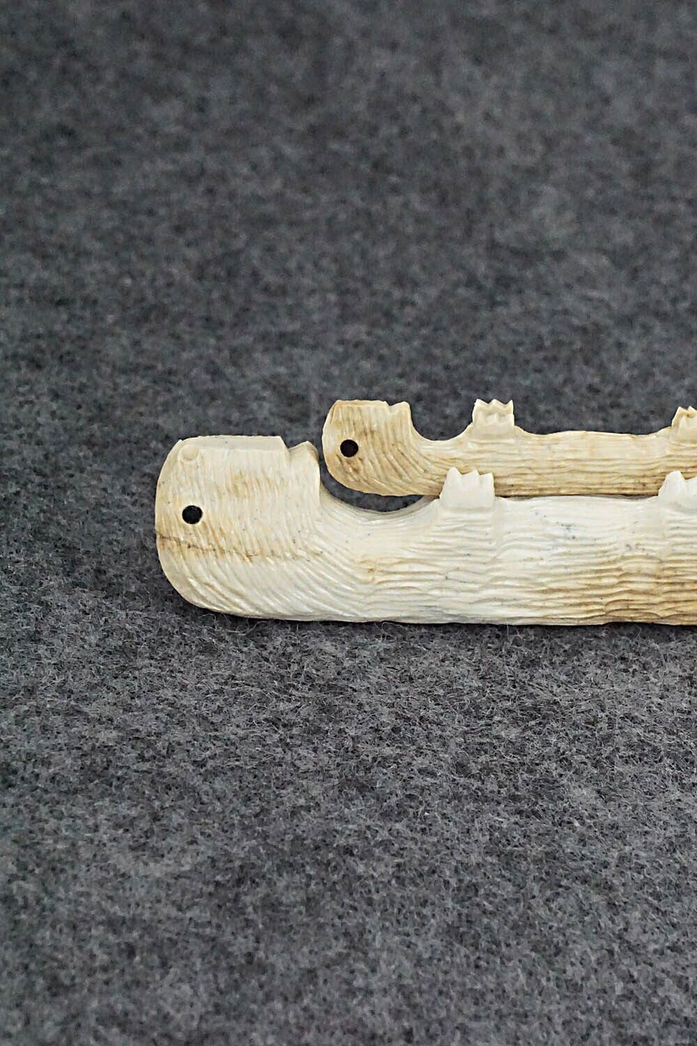 Otter and Cub Zuni Fetish Carving - Jesus Espino
