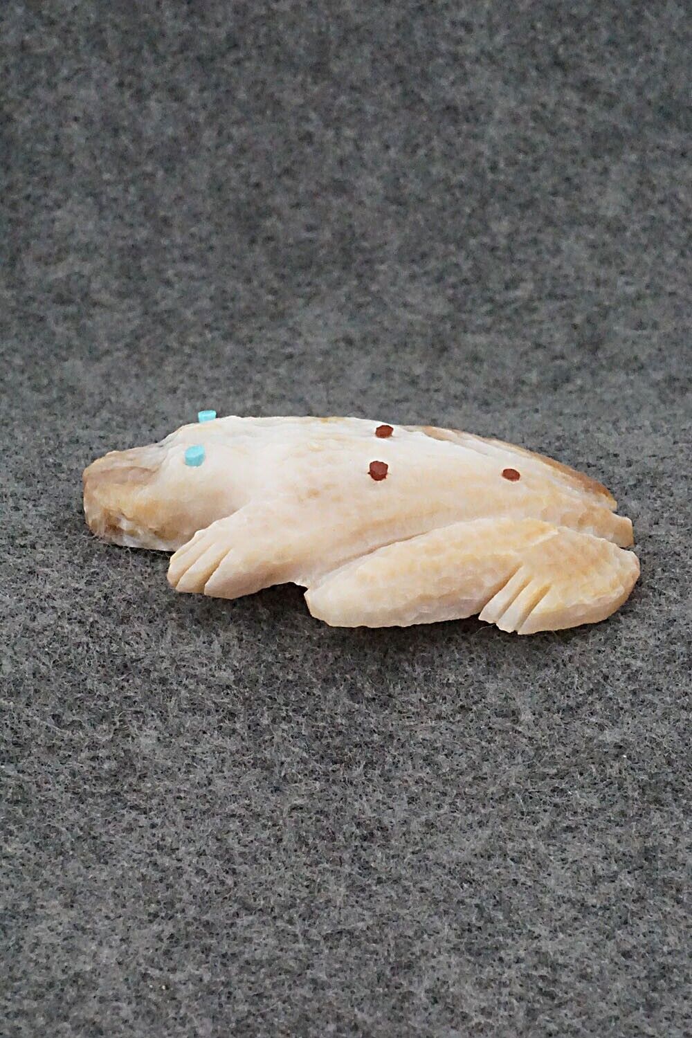 Frog Zuni Fetish Carving - Tyrone Poncho