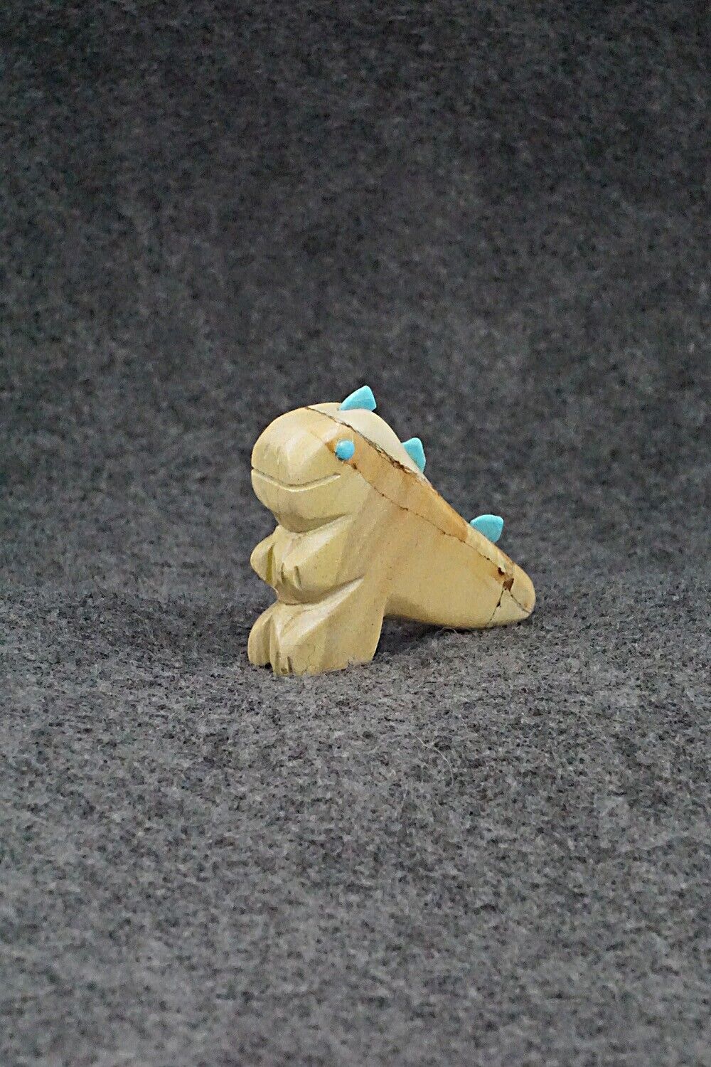 Dinosaur Zuni Fetish Carving - Cody Chavez