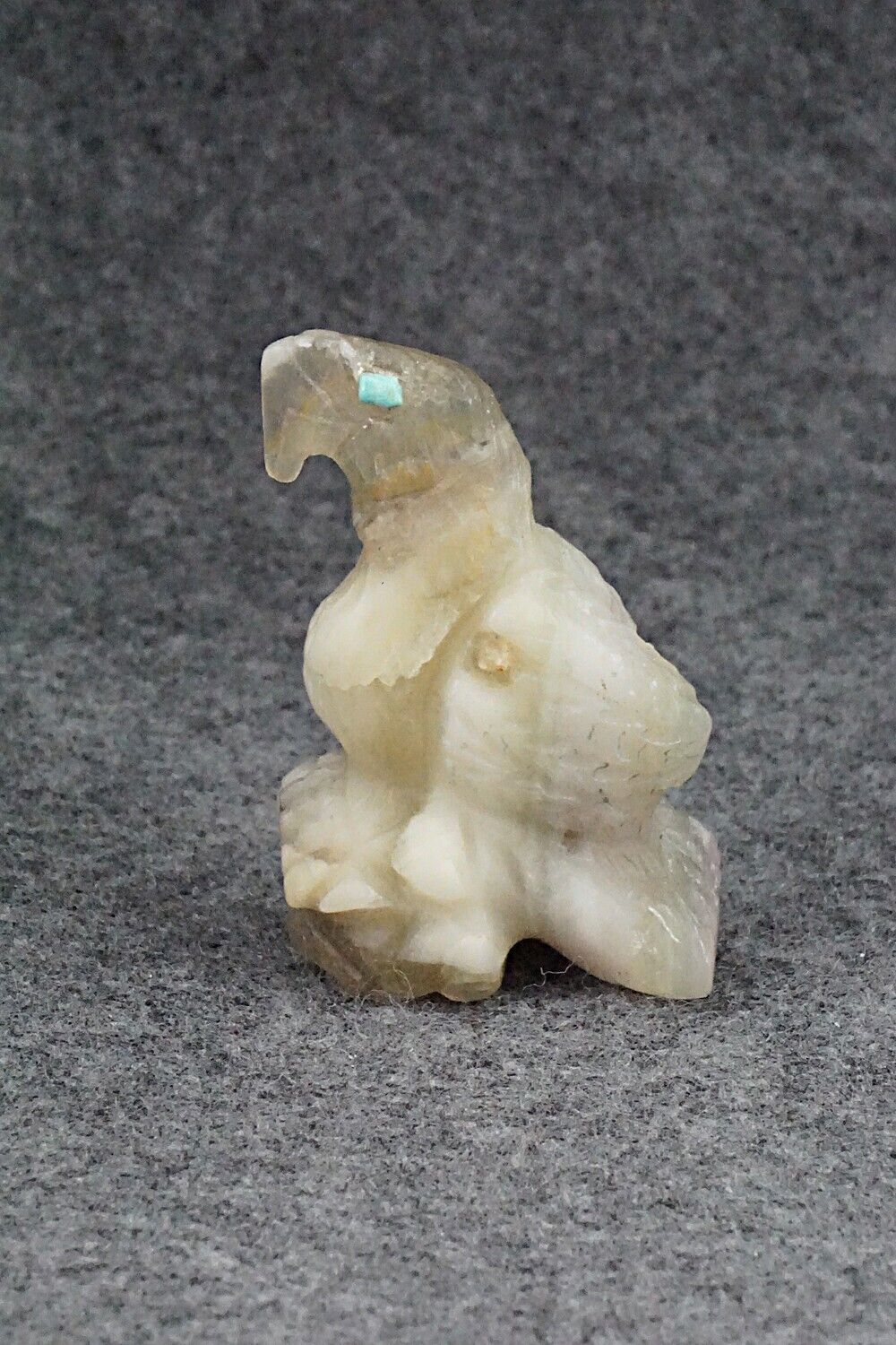 Eagle Zuni Fetish Carving - Jon Quam