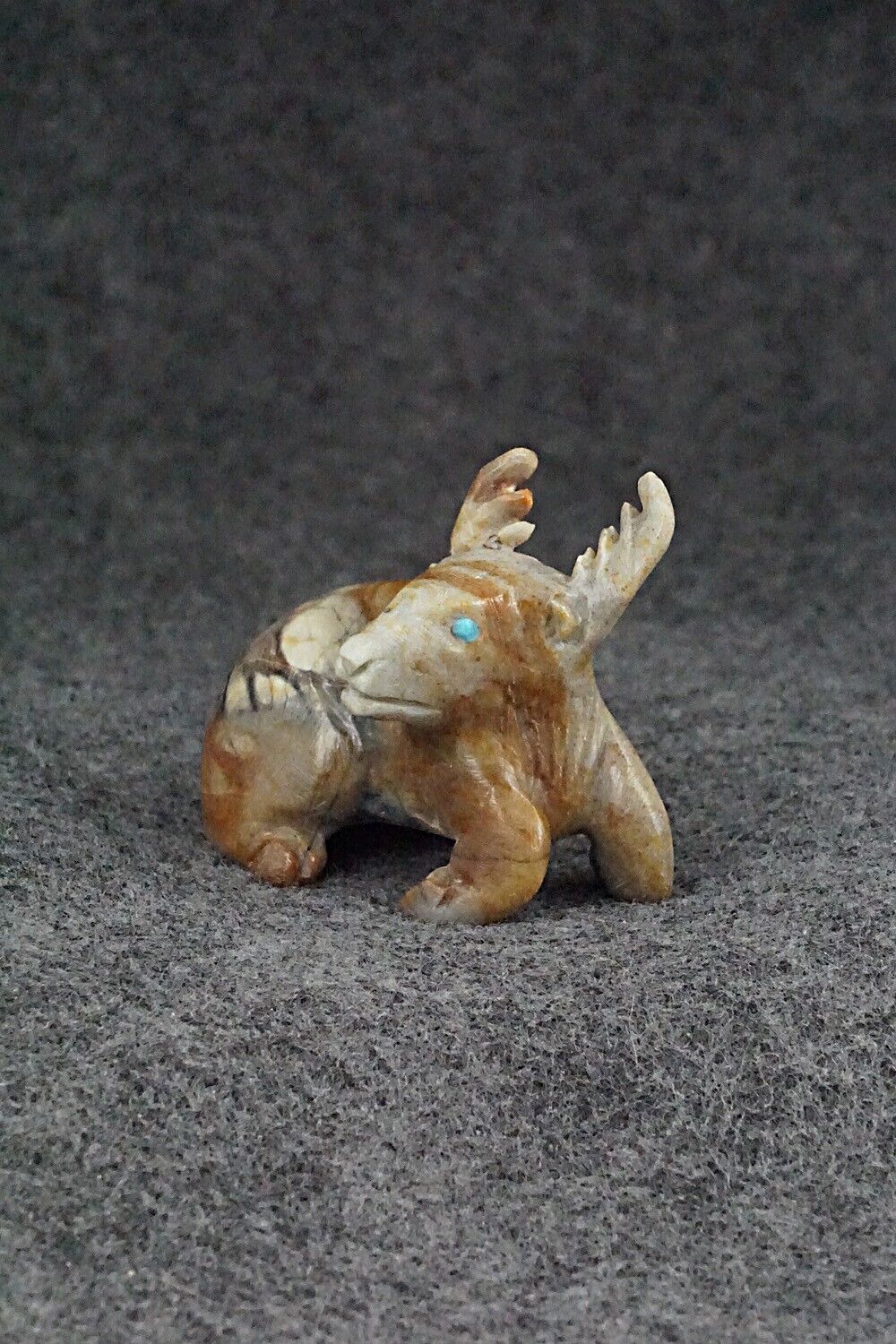 Deer Zuni Fetish Carving - Lance Cheama